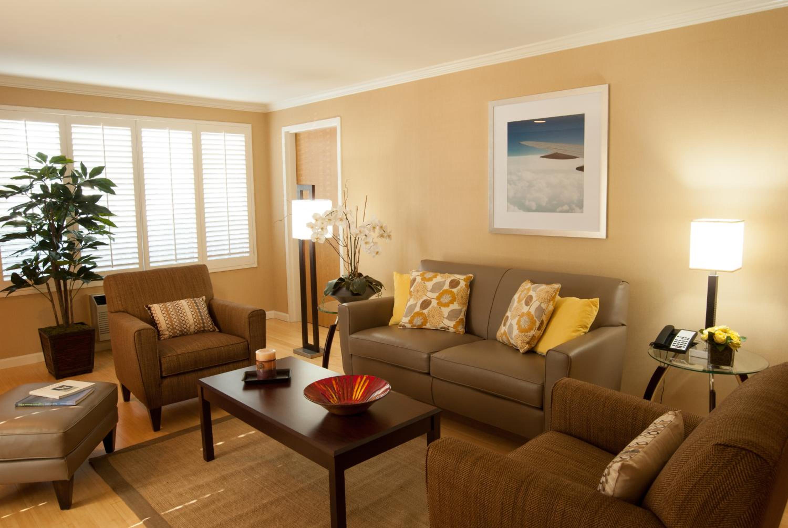 Van Nuys Vacations - Airtel Plaza Hotel - Property Image 53