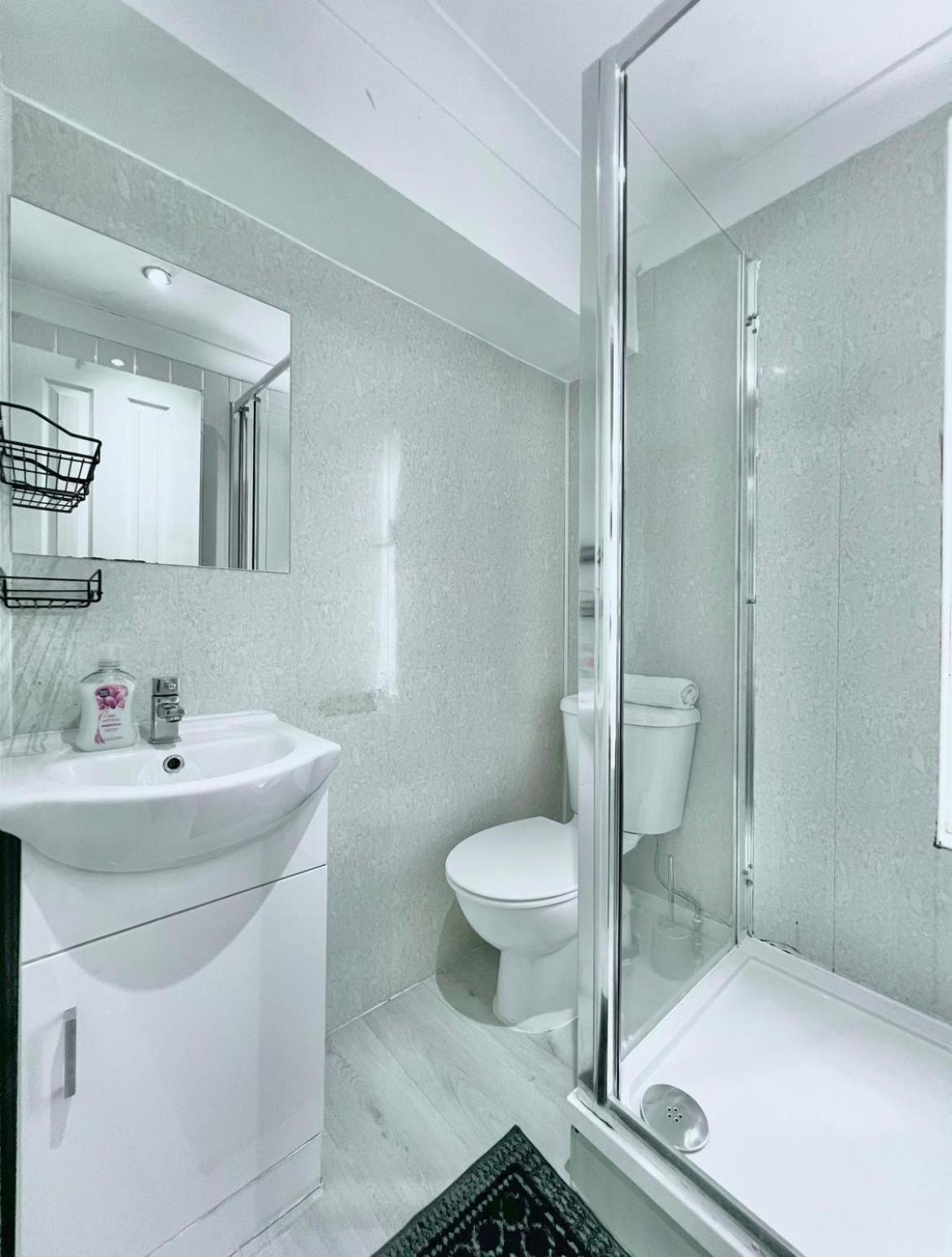 3 Bedrooms Flat Next to King Cross