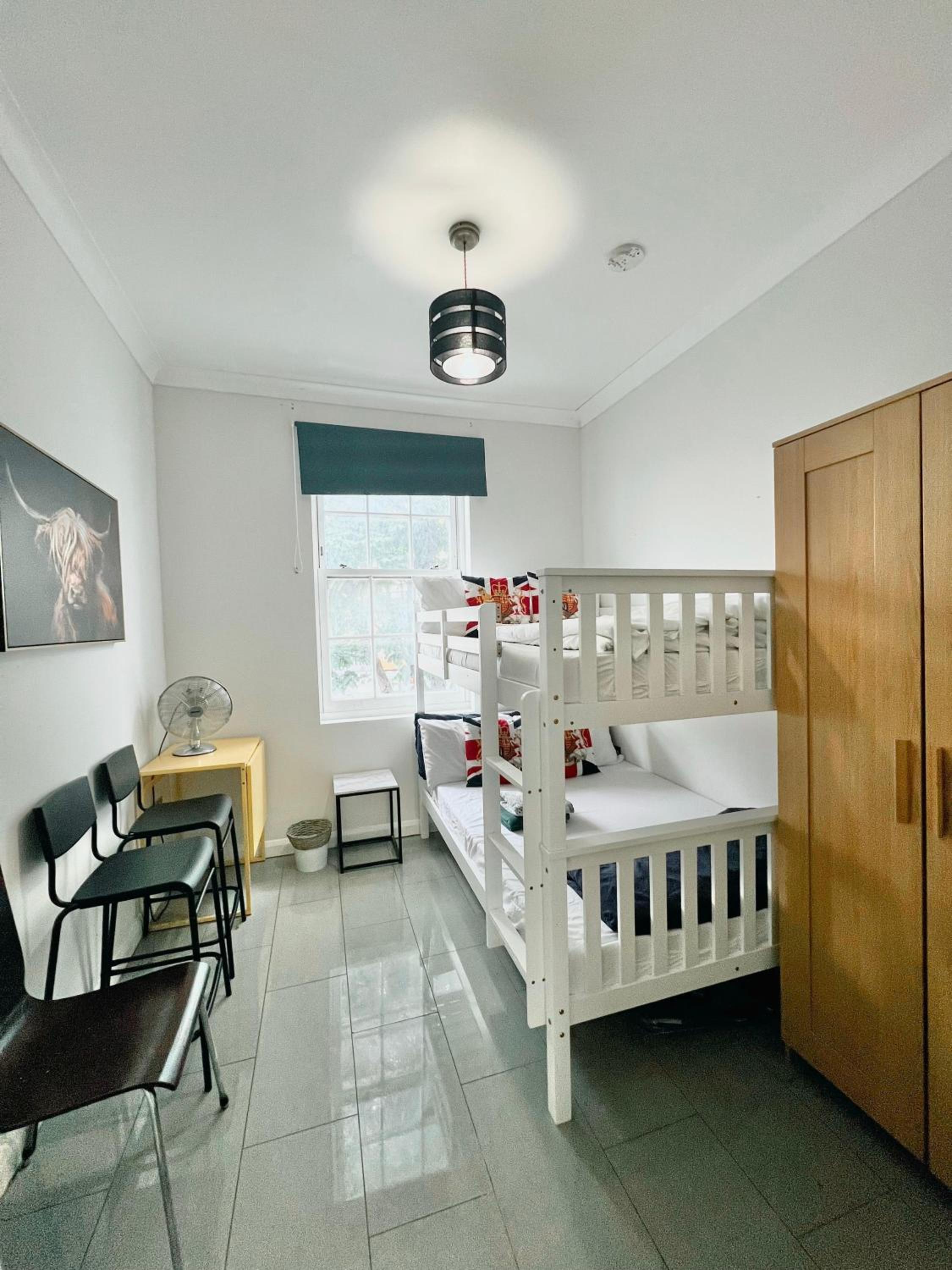 3 Bedrooms Flat Next to King Cross