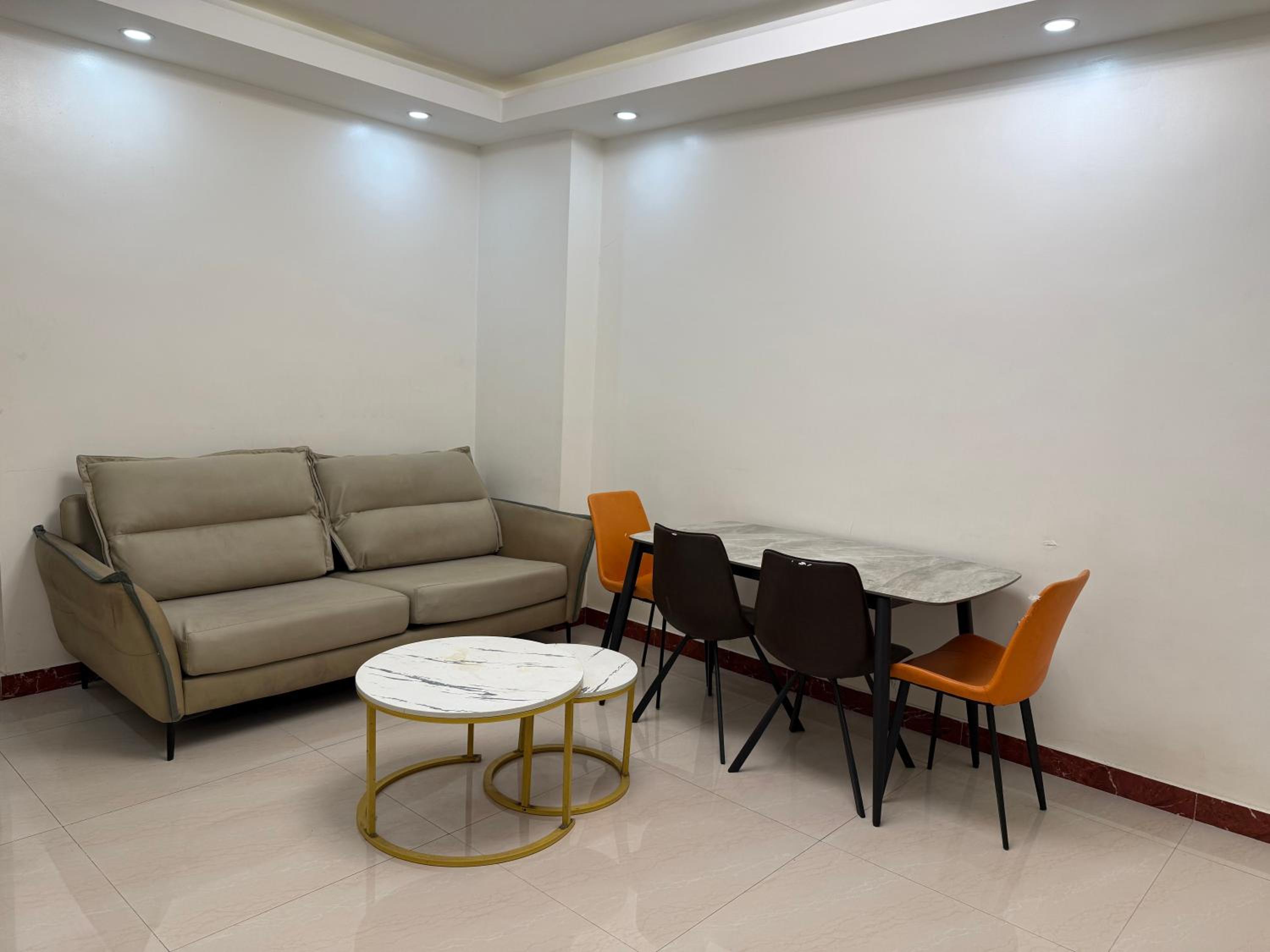 2 AC in 1 Room JCAL Building Near Manila Airports MOA OKADA