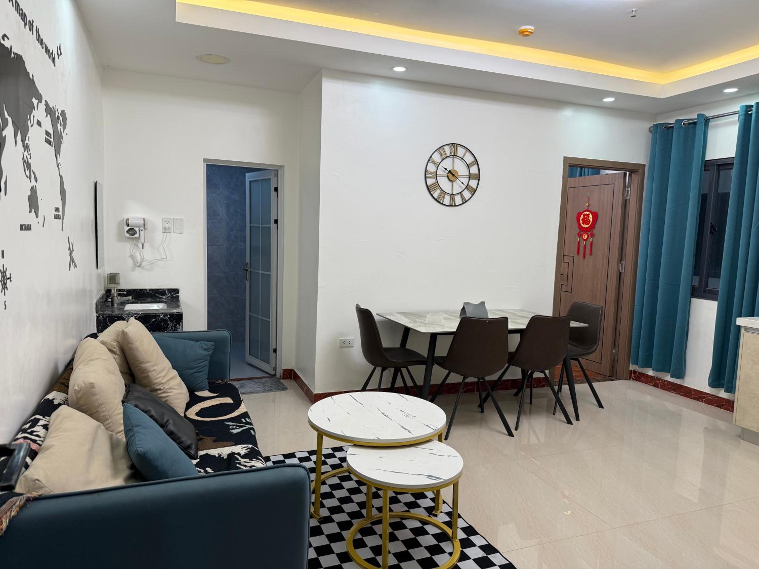 2 AC in 1 Room JCAL Building Near Manila Airports MOA OKADA