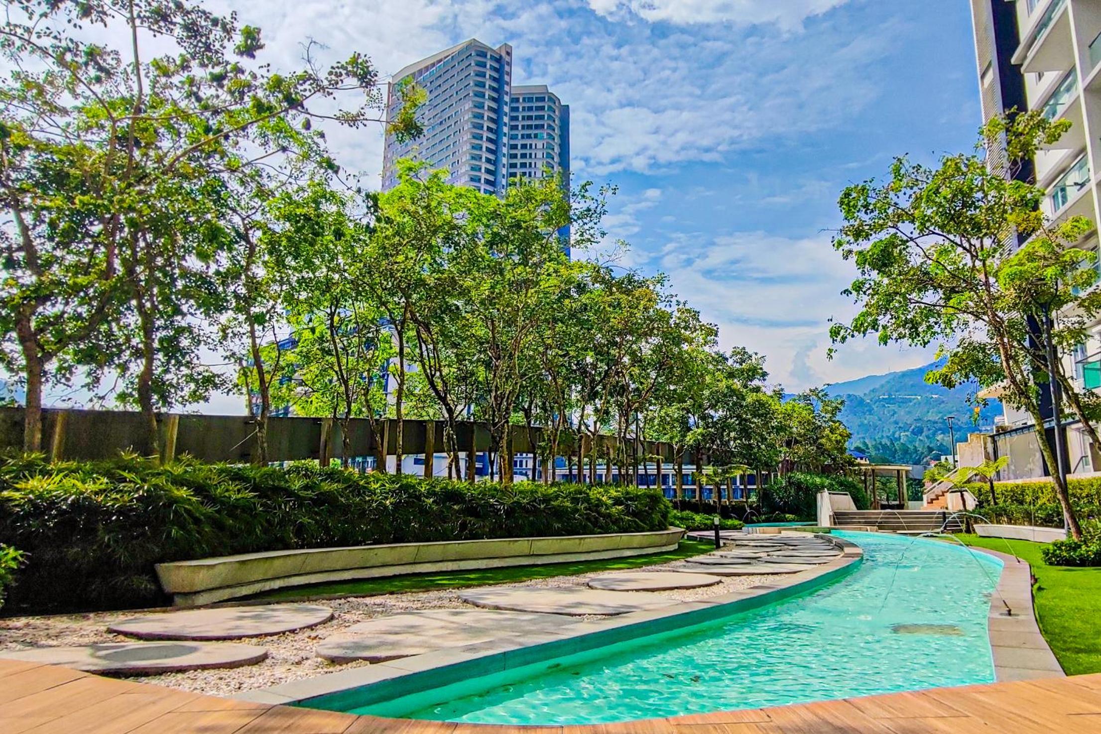 Cloud Deck at Windmill Upon Hills Genting by HCK