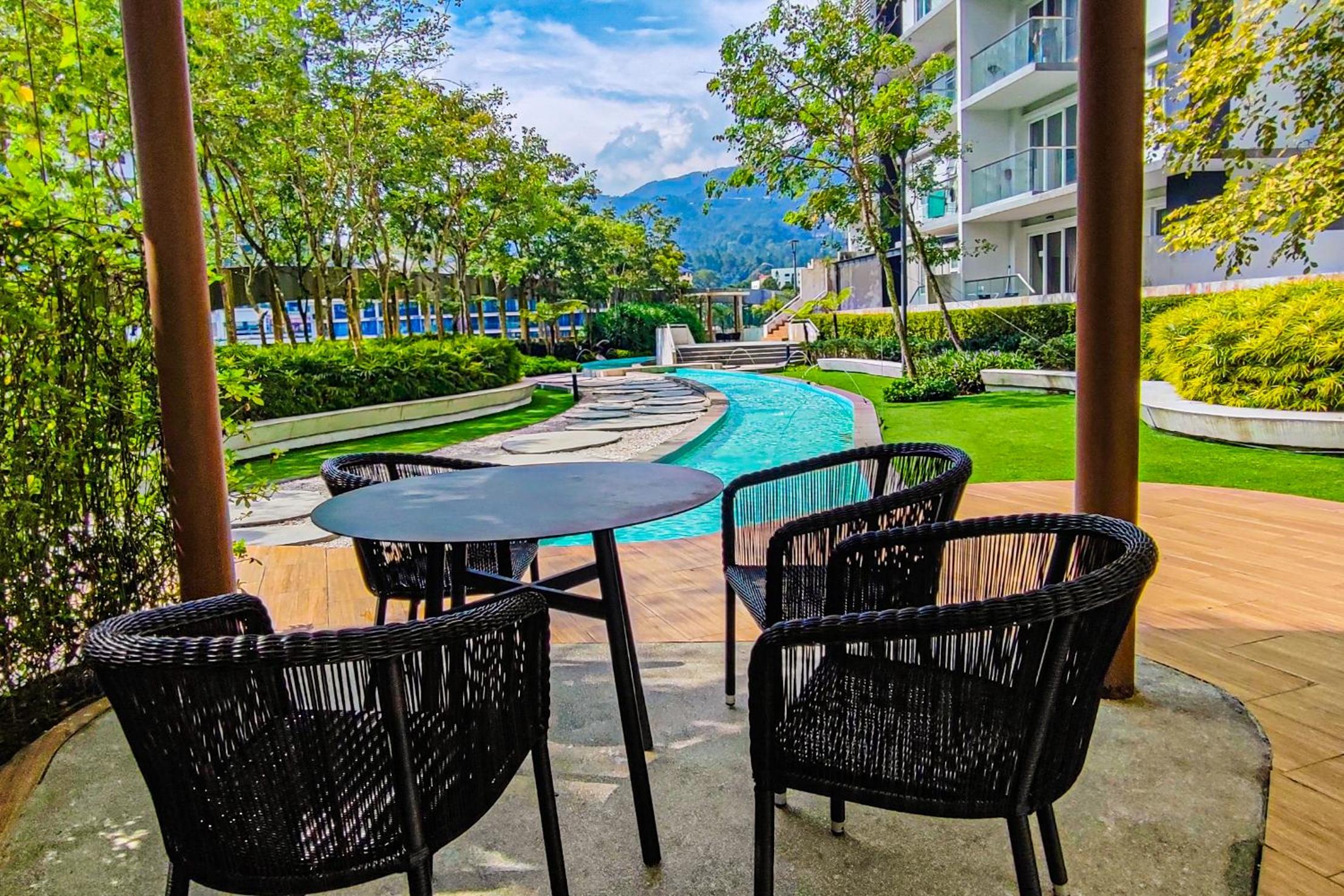 Cloud Deck at Windmill Upon Hills Genting by HCK