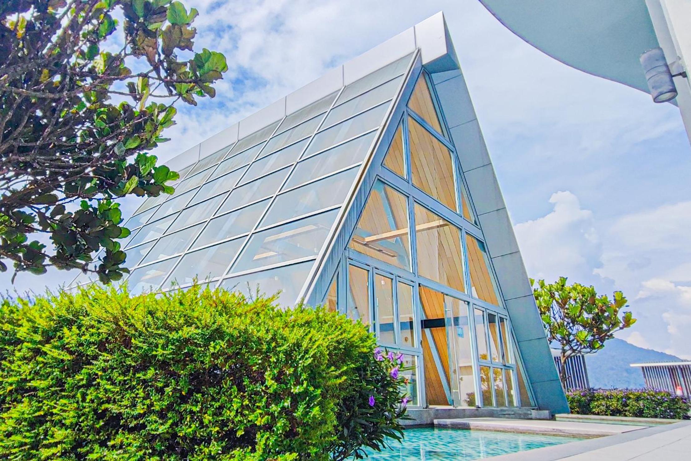 Cloud Deck at Windmill Upon Hills Genting by HCK