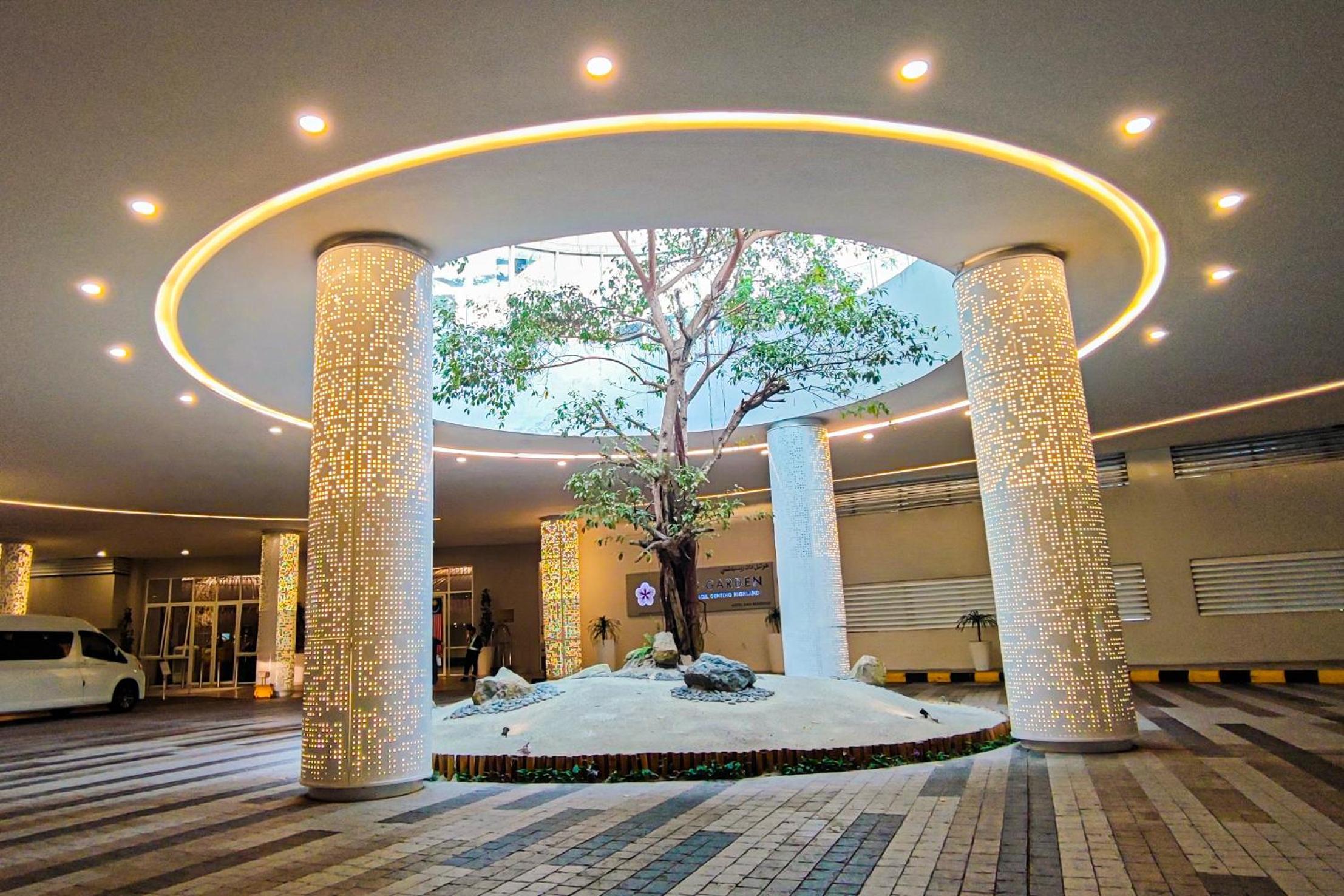 Cloud Deck at Windmill Upon Hills Genting by HCK