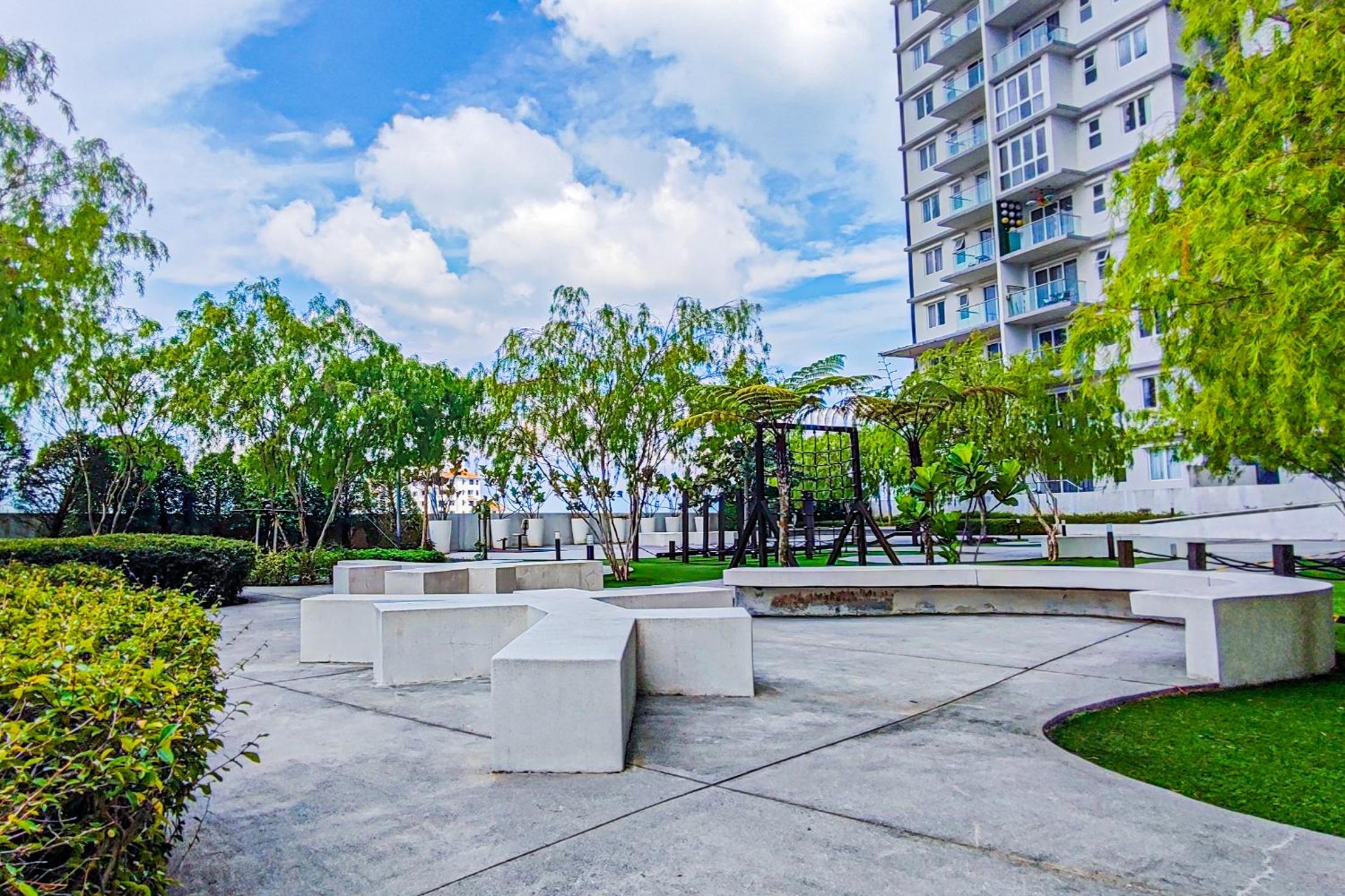 Cloud Deck at Windmill Upon Hills Genting by HCK