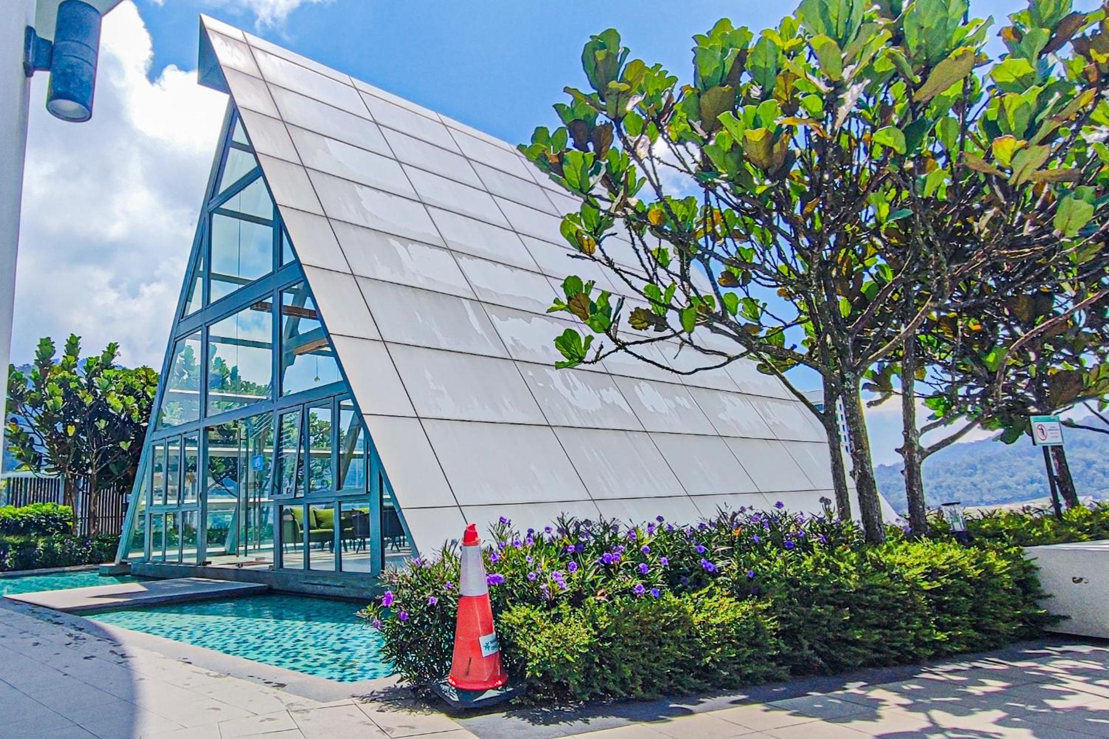 Cloud Deck at Windmill Upon Hills Genting by HCK