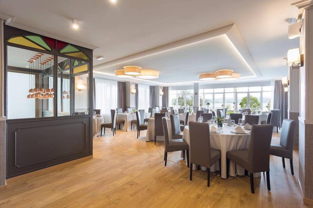 Miramar Suites