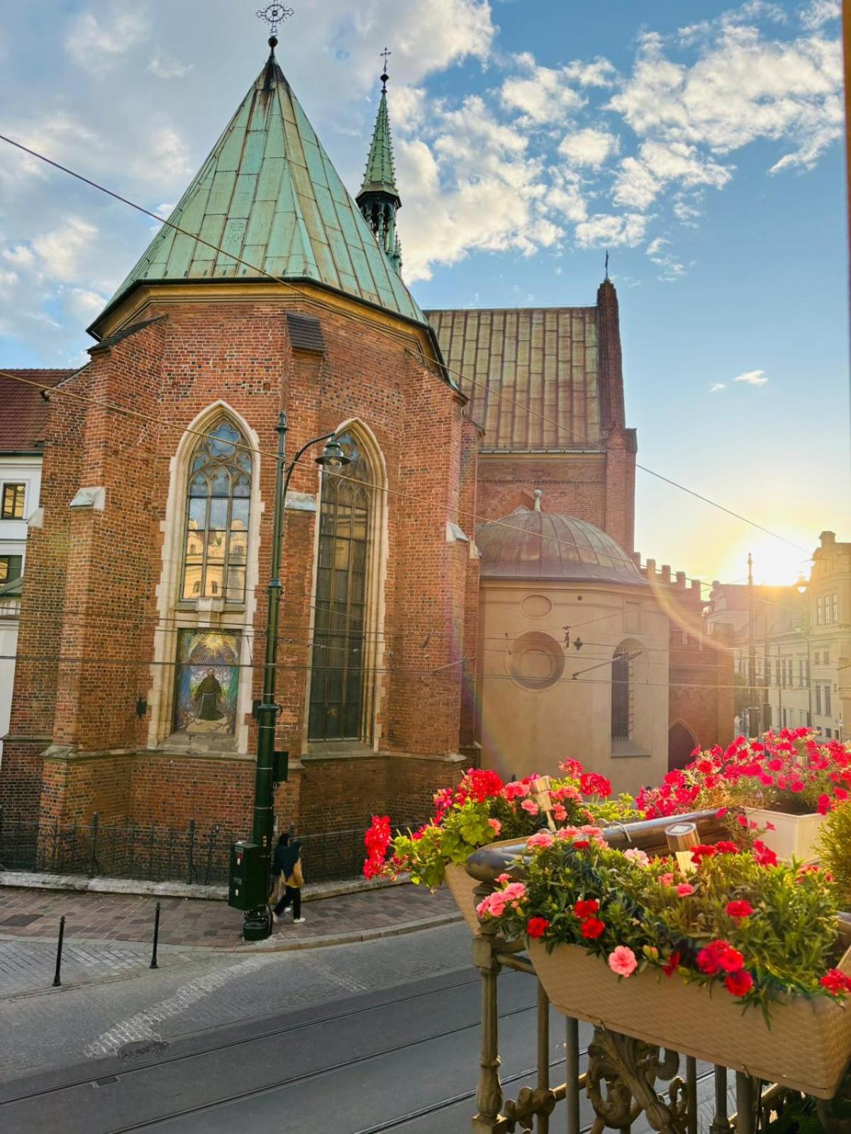 Krakow Apartments & Rooms