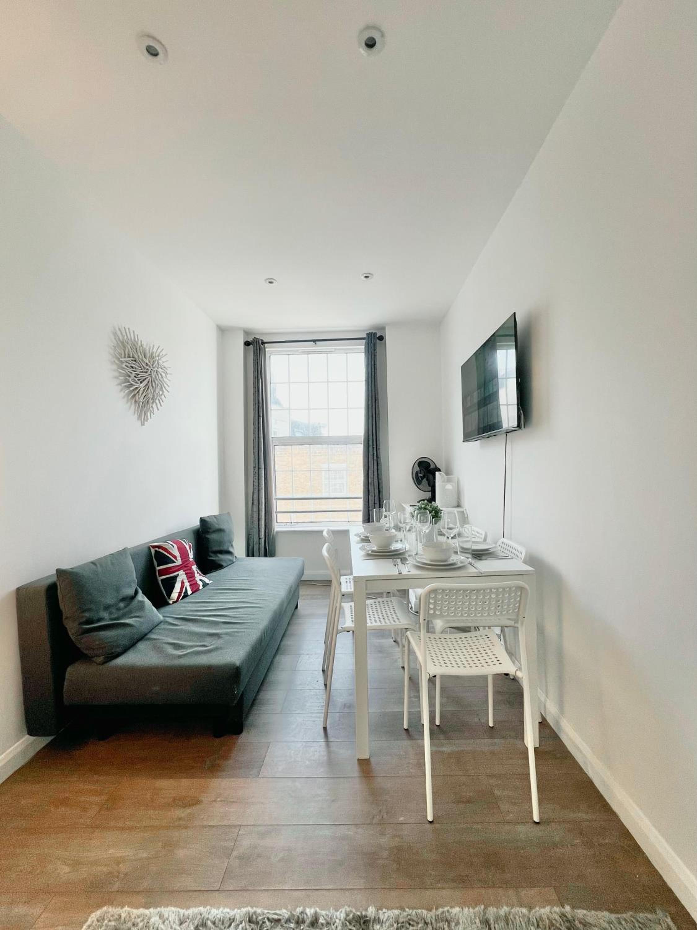 Drummond Apartments
