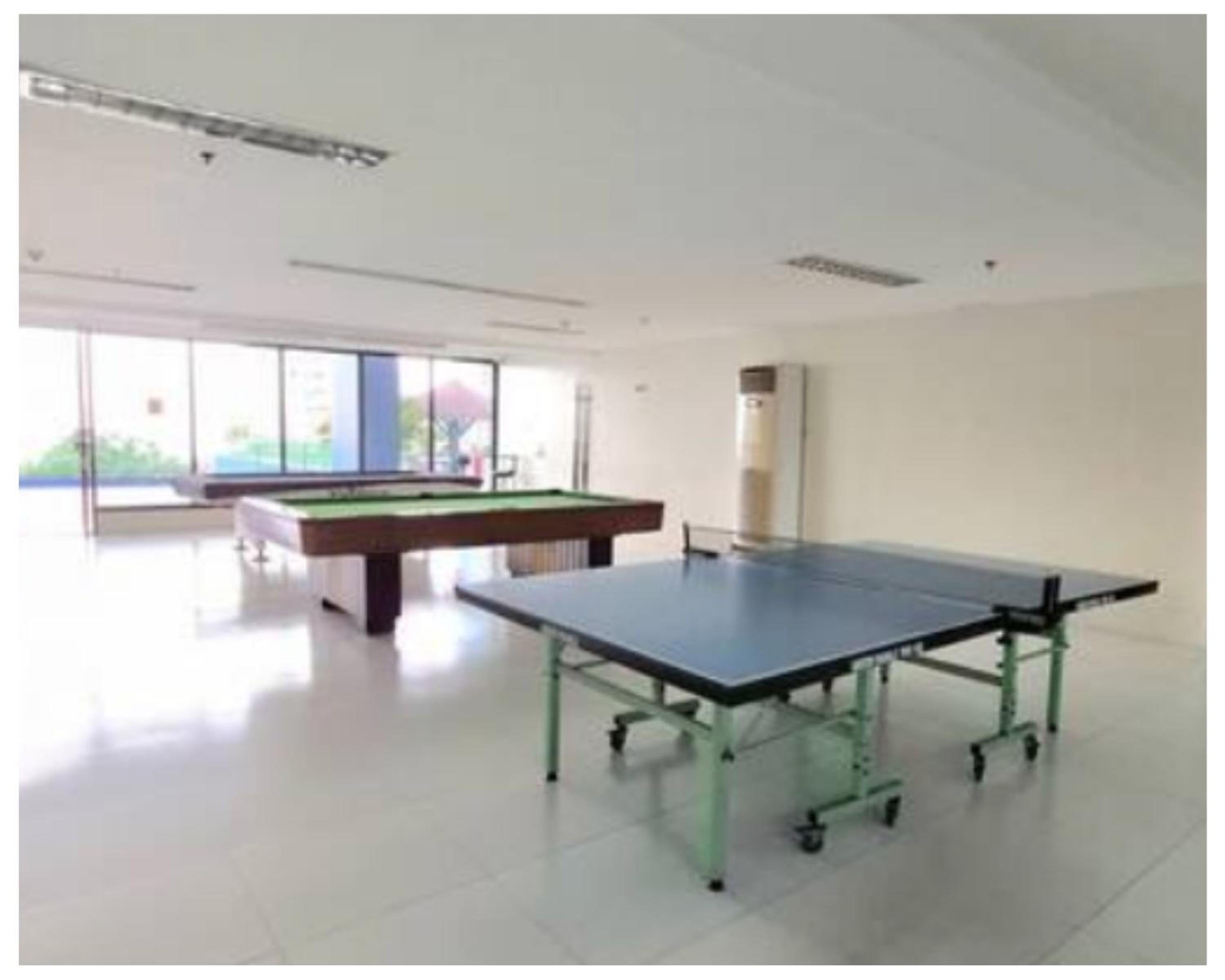 STAYLUXIA BOUTIQUE HOTEL MANILABAYVIEW - 1-5 BR Luxury and Superior Condos with, Balcony, Pool, Netflix & Gym- Housekeeping Available -