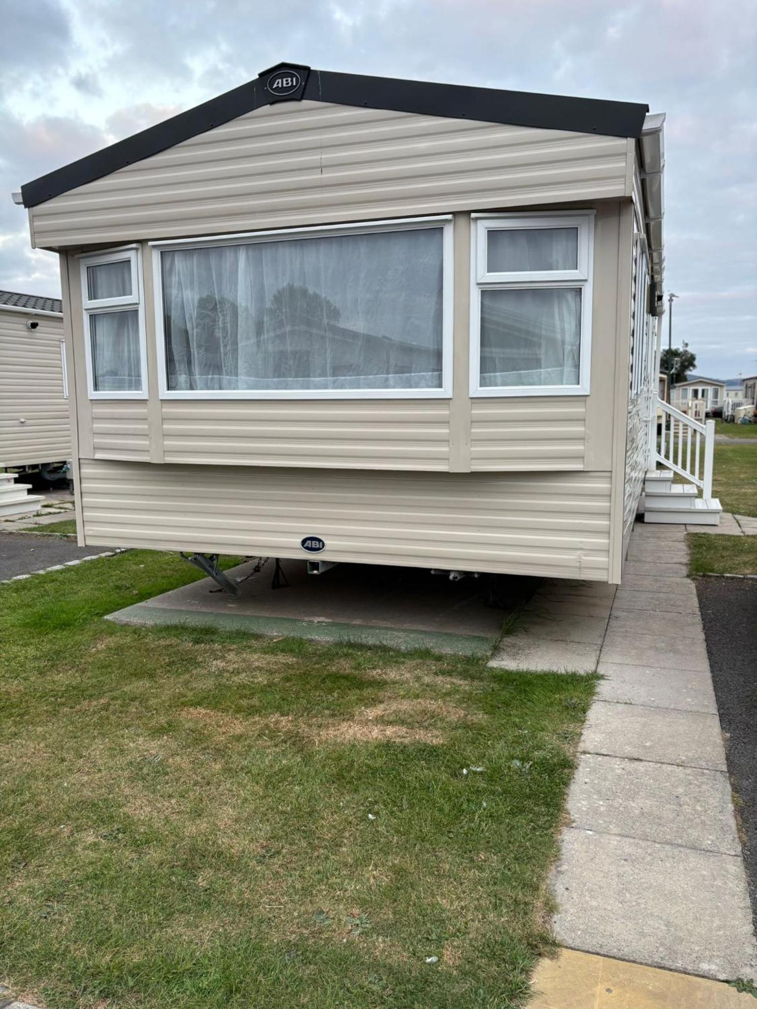 MLF caravan rental marine holiday park