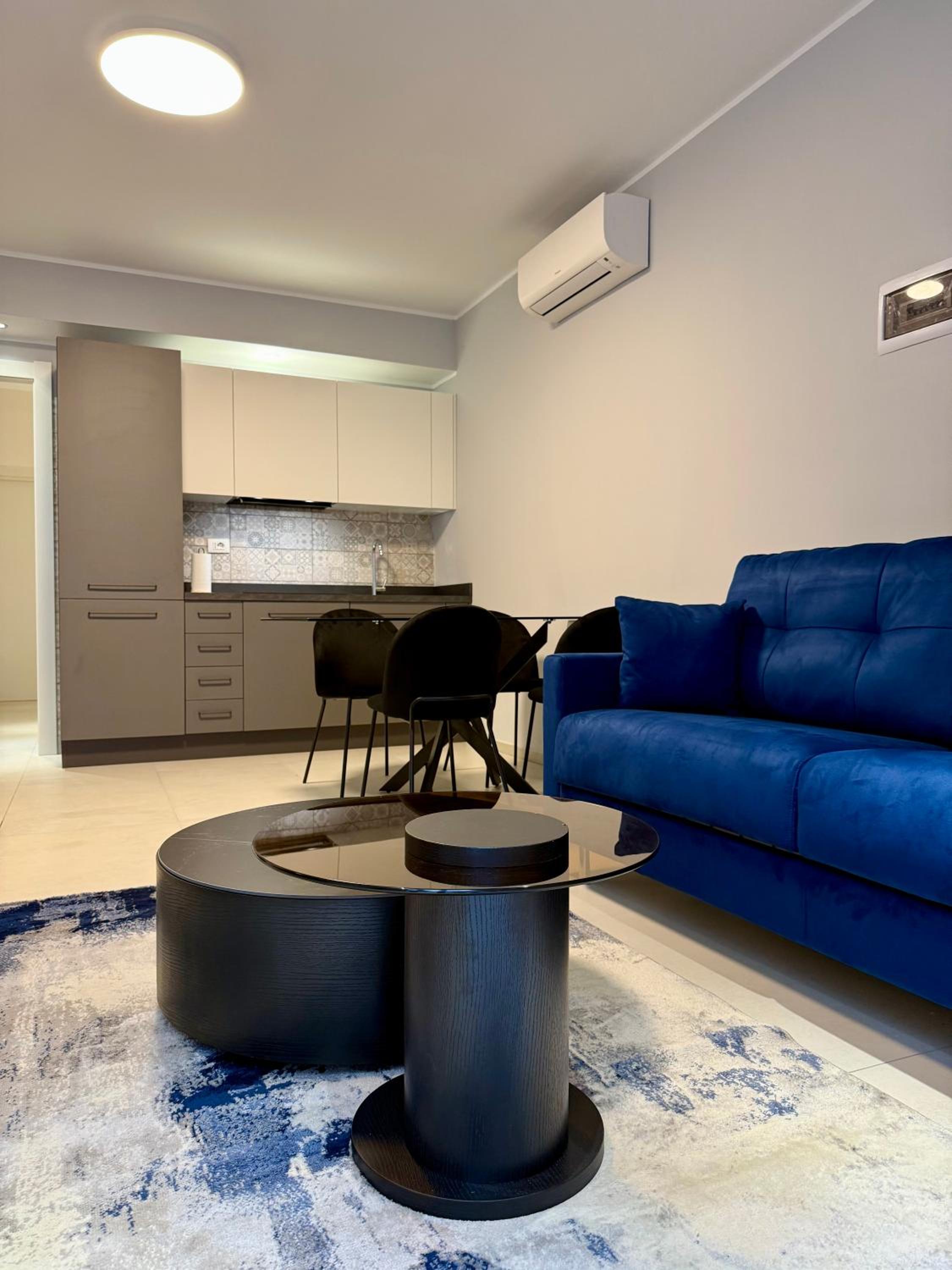 LR Deluxe Apartments - Sismondi 44