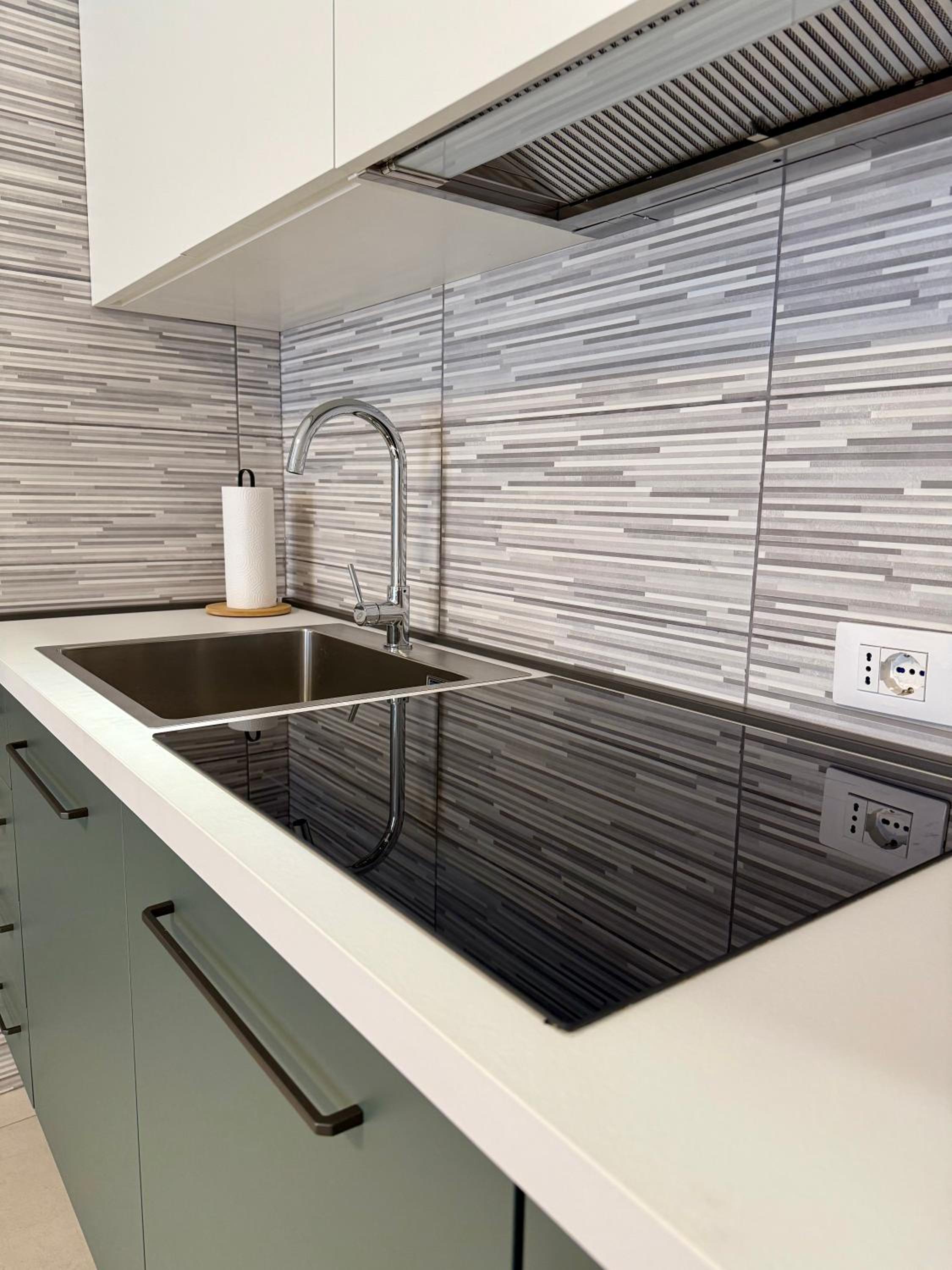 LR Deluxe Apartments - Sismondi 44