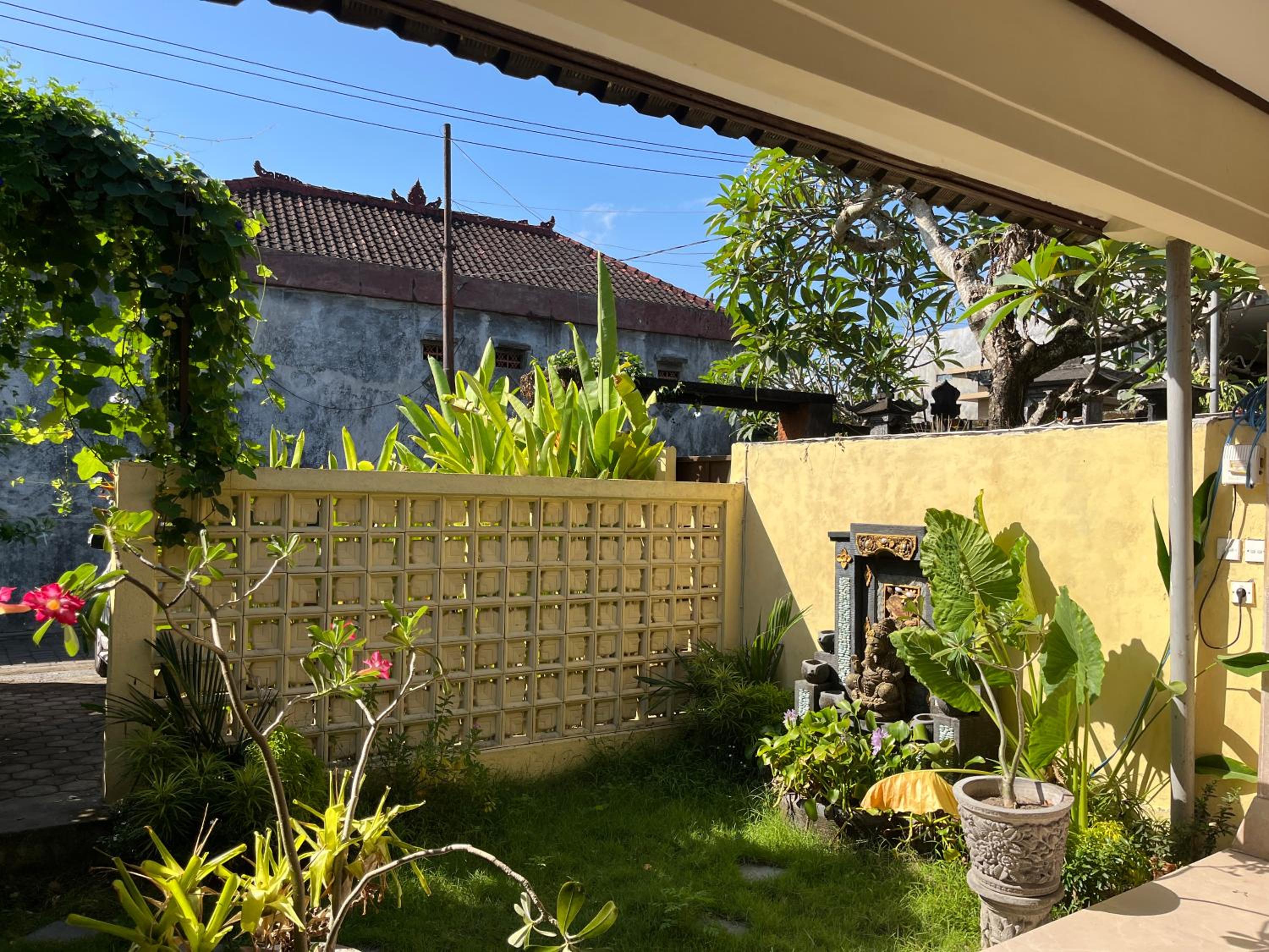 Oemah Dharma Garden View by EPS