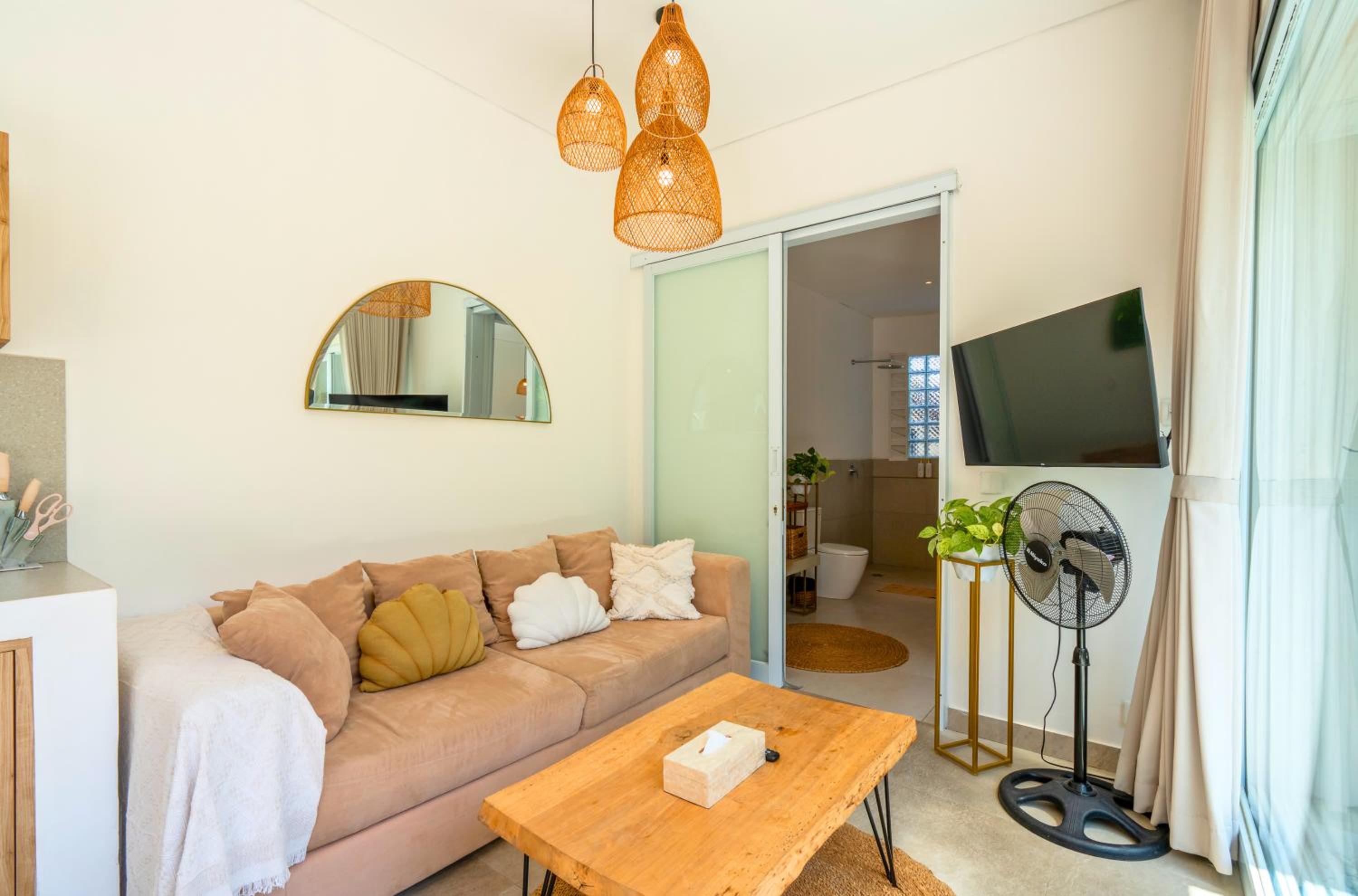 Namera Solaria - 1BR New Villa in Kerobokan