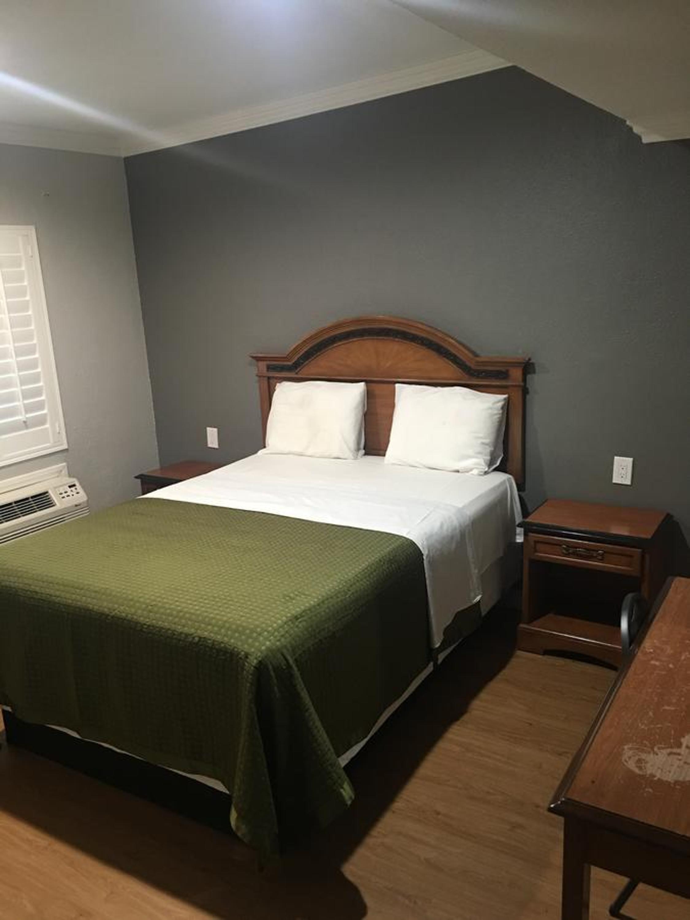 Town House Motel