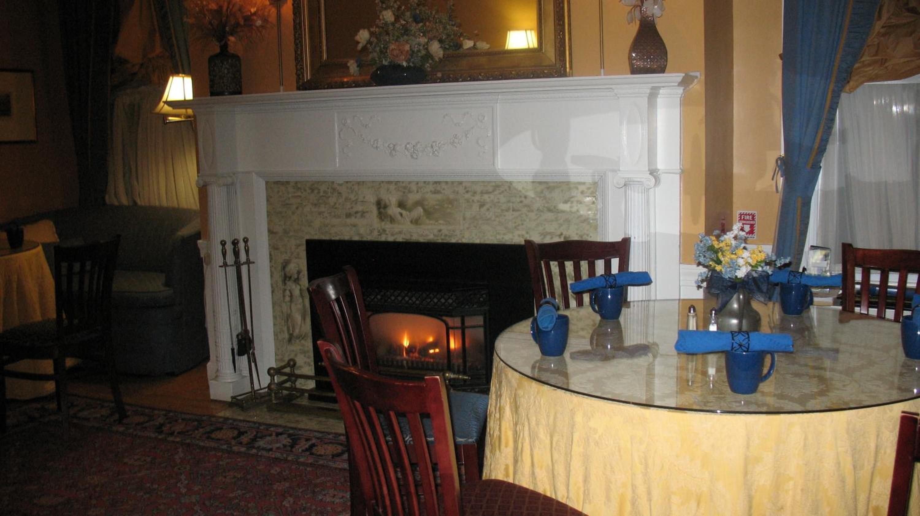 A Cambridge House Inn - Property Image 3