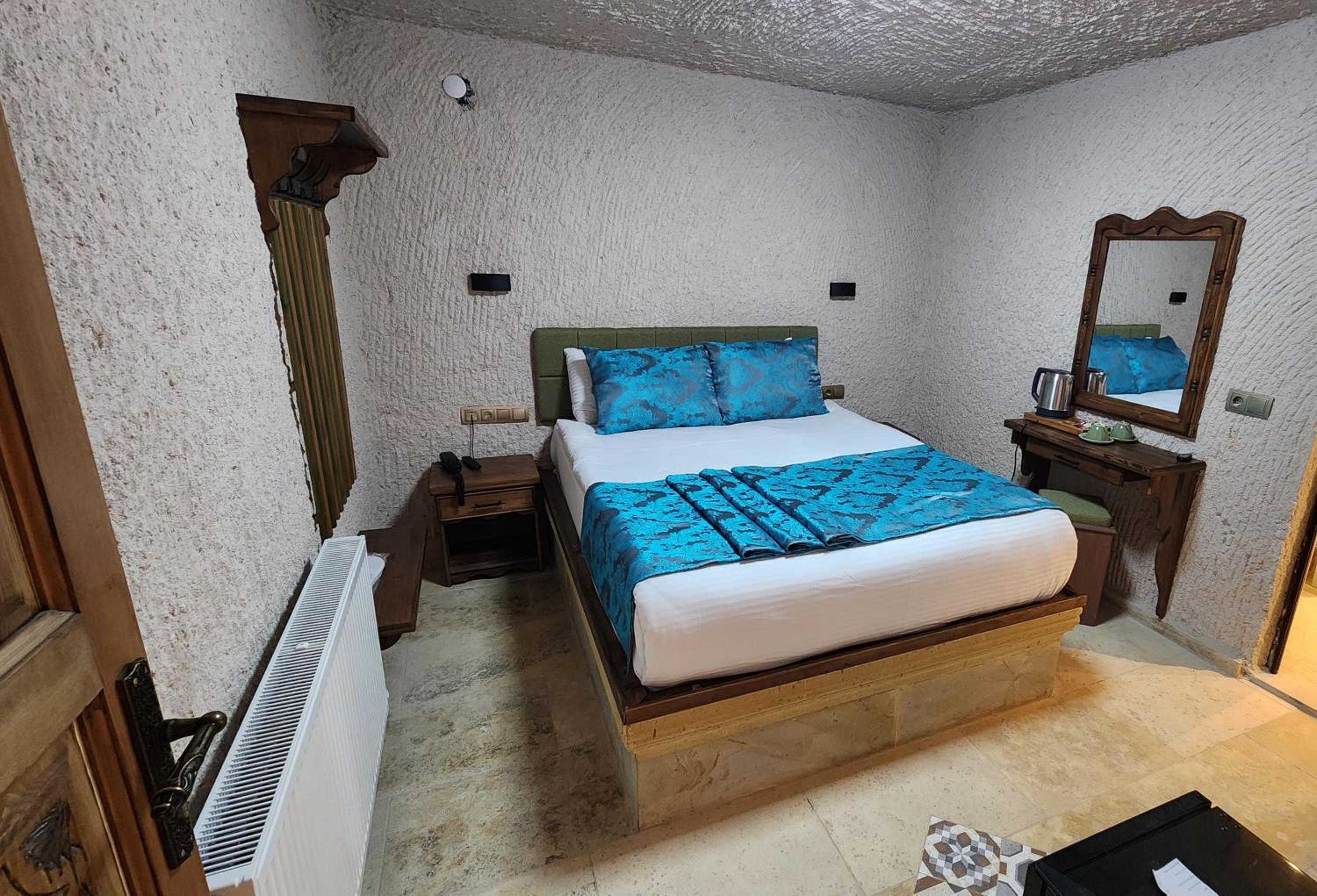 Capavista Cave House