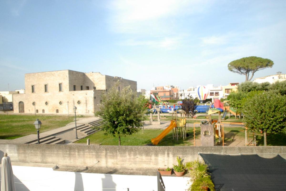Photo 10