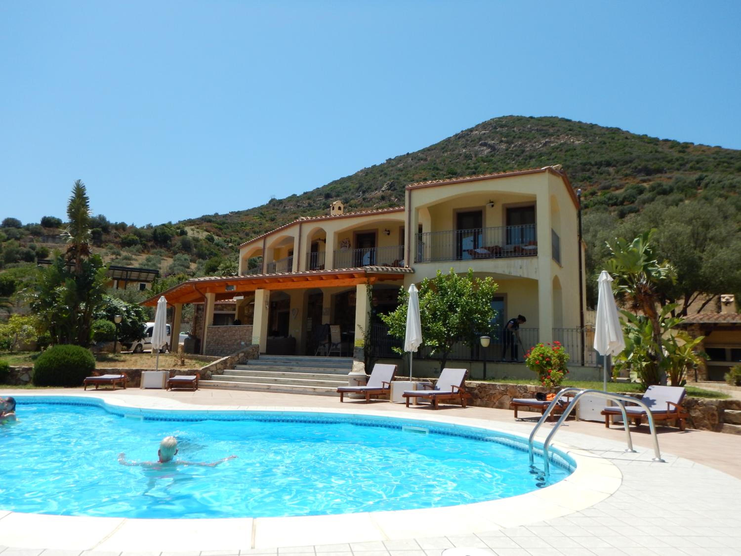 Hotel La Mariachiara - Image 1