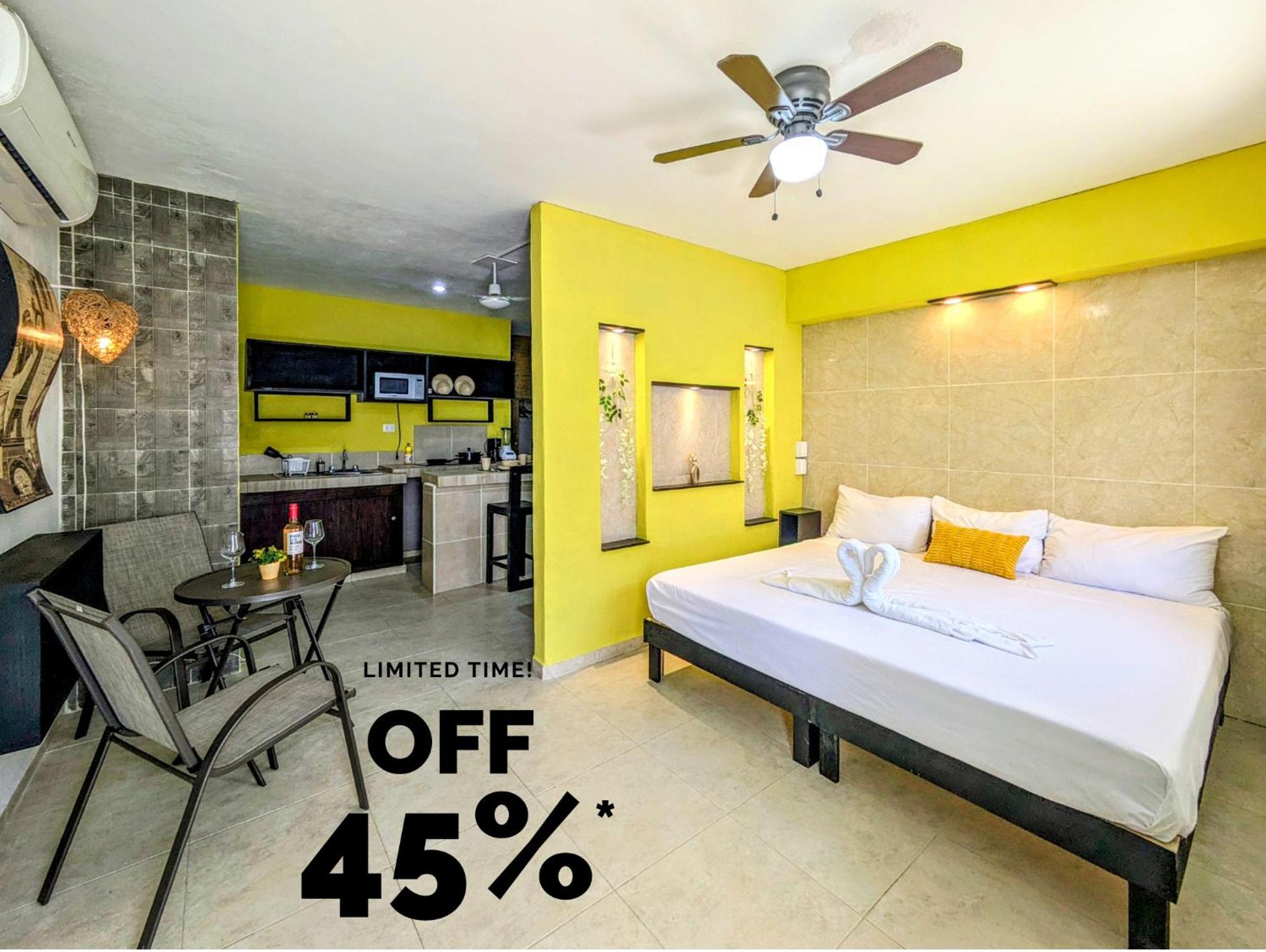 2 Spacious Suites King Beds Sleep 8 500m Kid Friendly Beach Kitchen AC Fast WiFi 3B4B