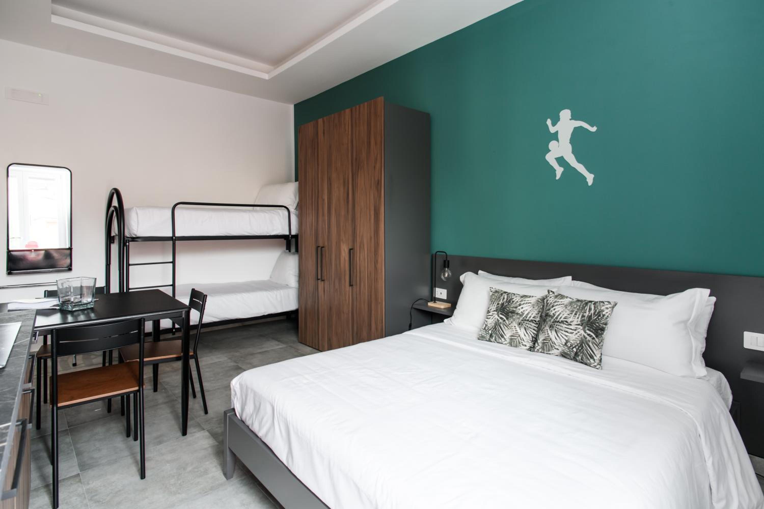 Materdei Rooms - Napoli Centro, Camere con cucina vicino Metro e colazione inclusa