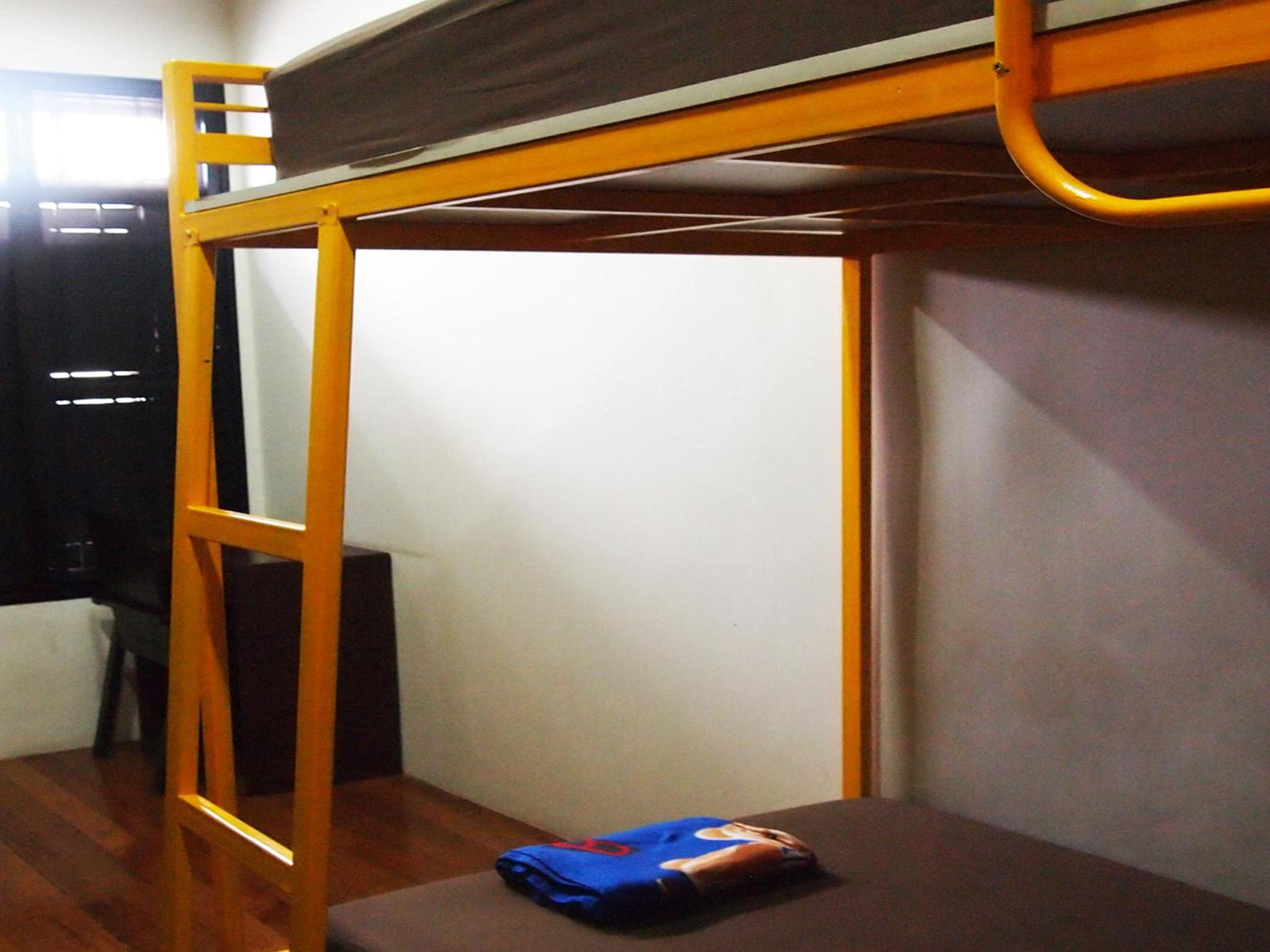 Phuket Sunny Hostel