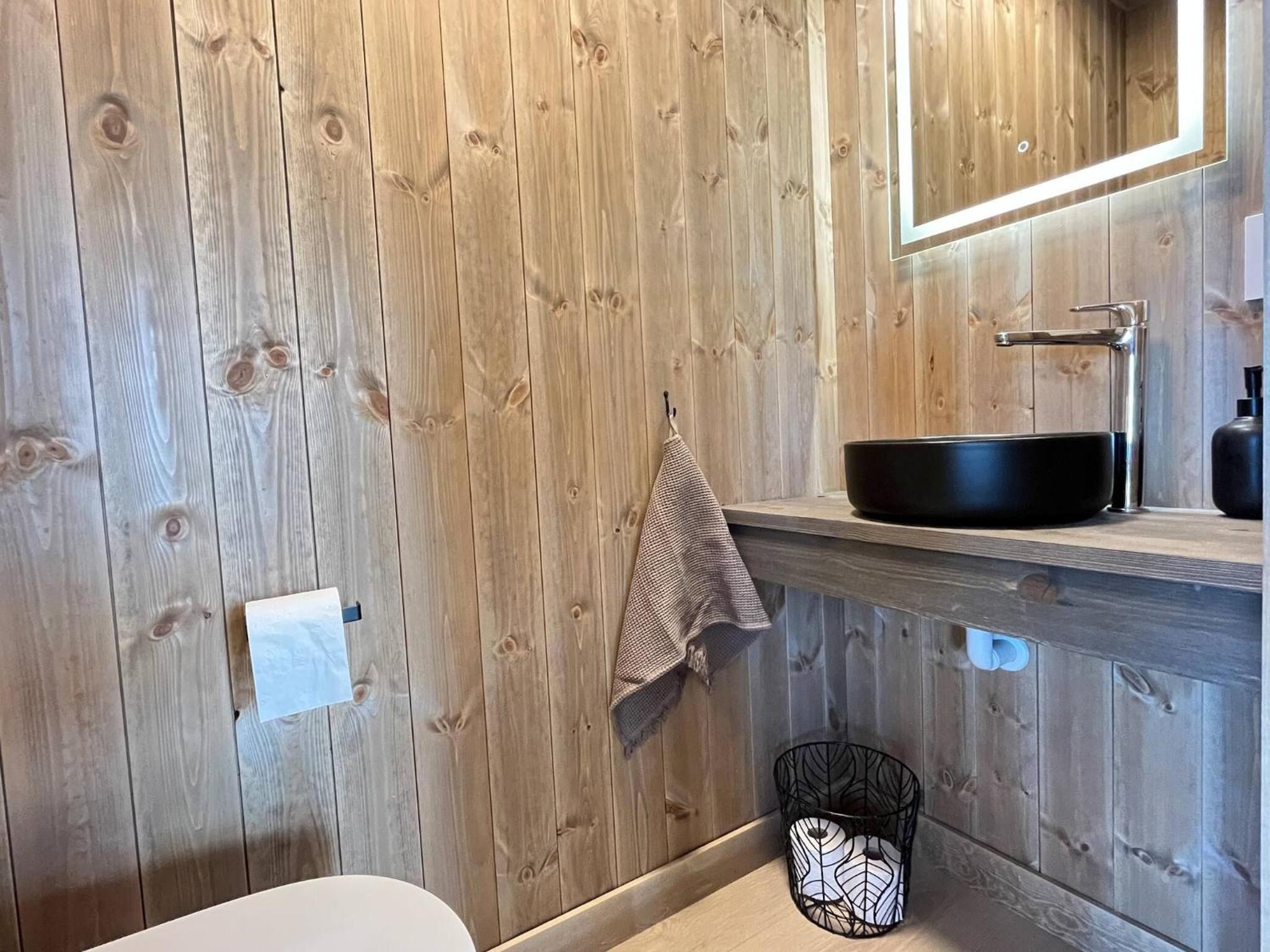 Skogsbu - Stylish, Close to Ski centers and hiking trails