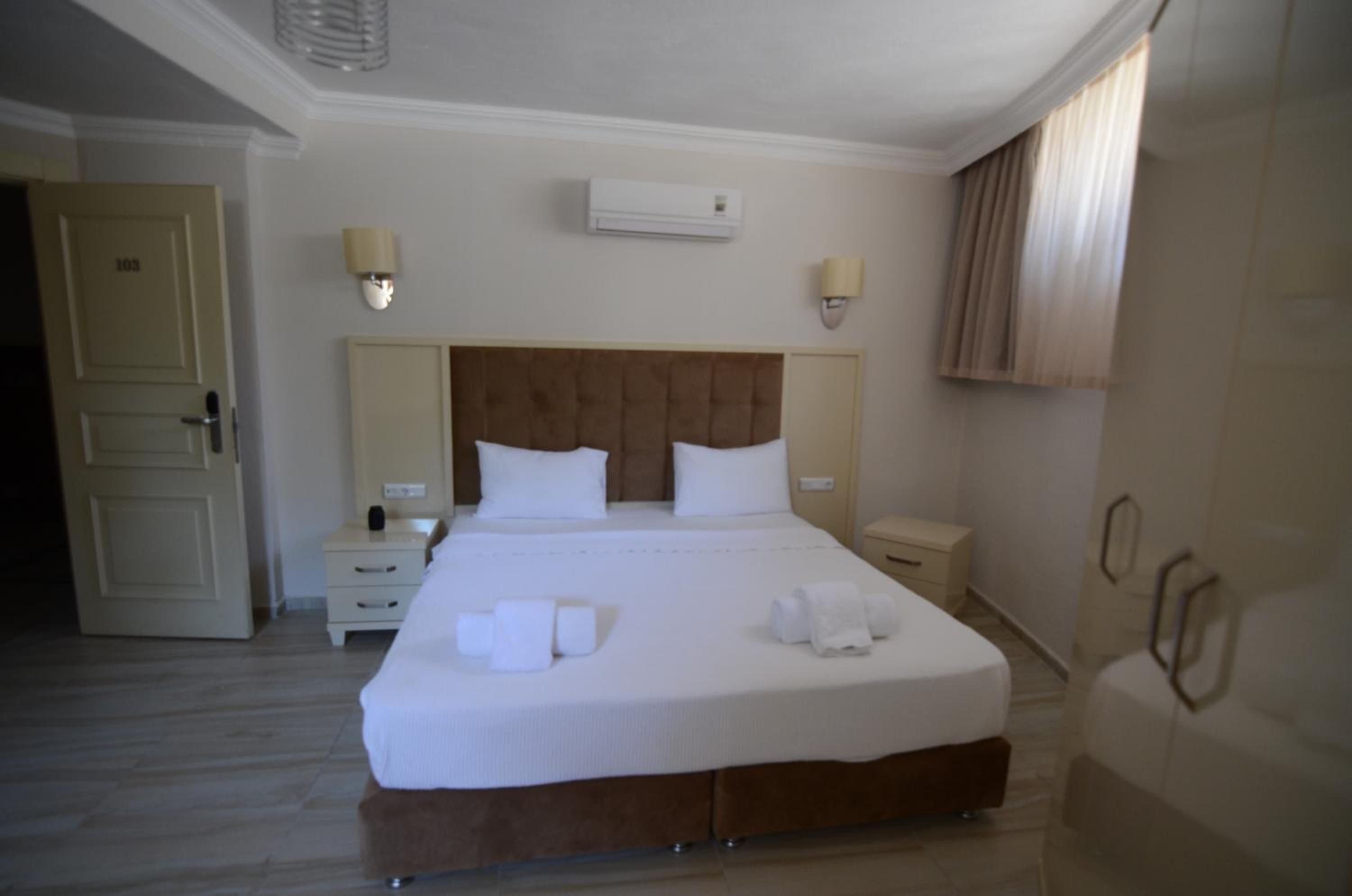 Funda Hotel