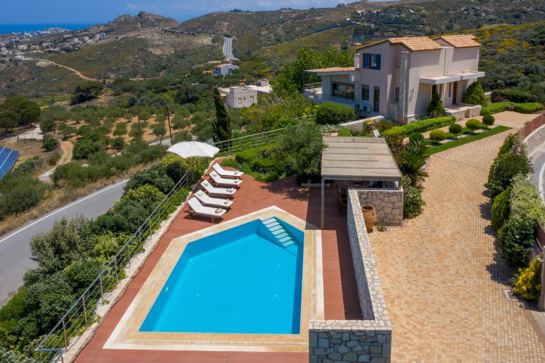 Luxury Villa Hara with private pool