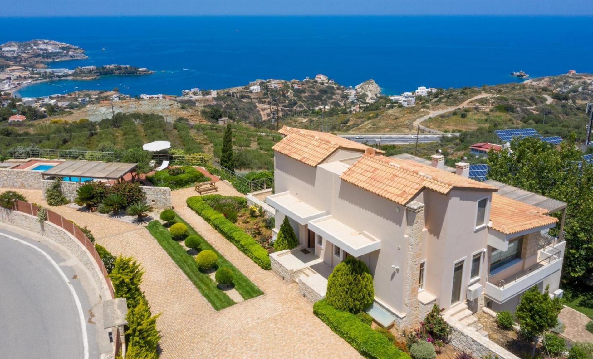 Luxury Villa Hara with private pool