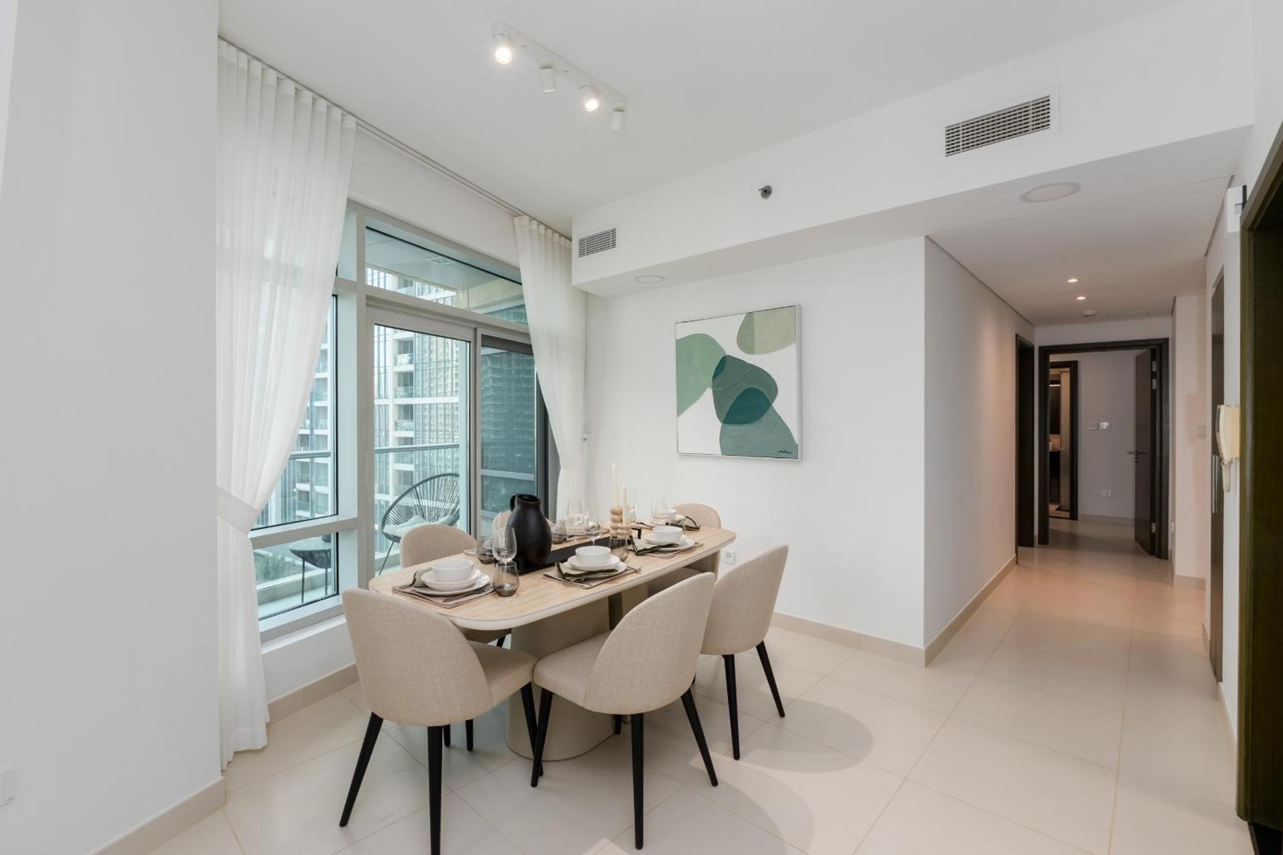 The Lofts West, Downtown Dubai - Mint Stay