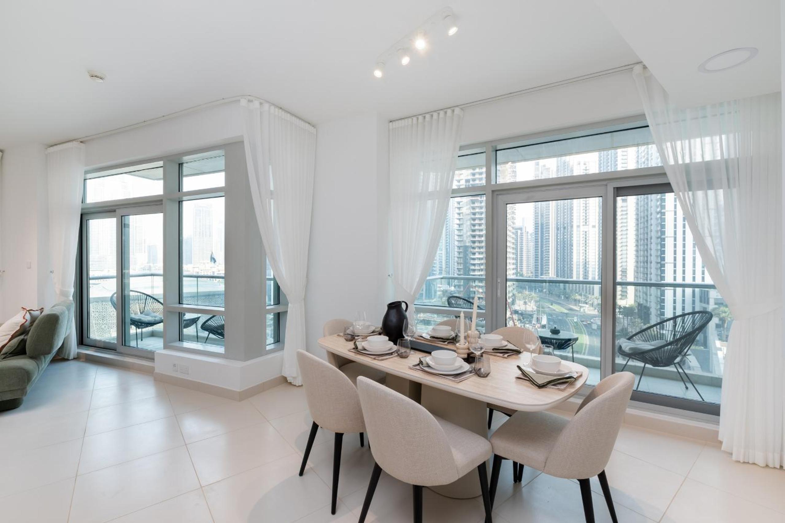 The Lofts West, Downtown Dubai - Mint Stay