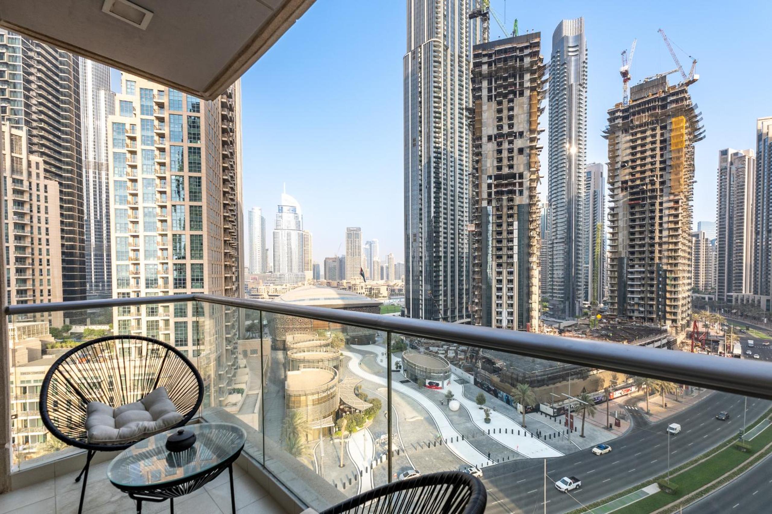 The Lofts West, Downtown Dubai - Mint Stay