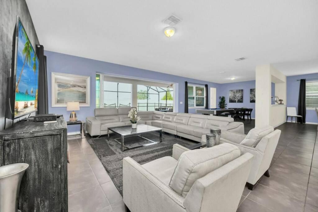 Disney Delight Luxury Homethemed close to Parks