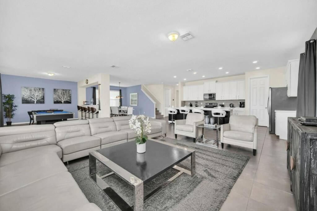 Disney Delight Luxury Homethemed close to Parks