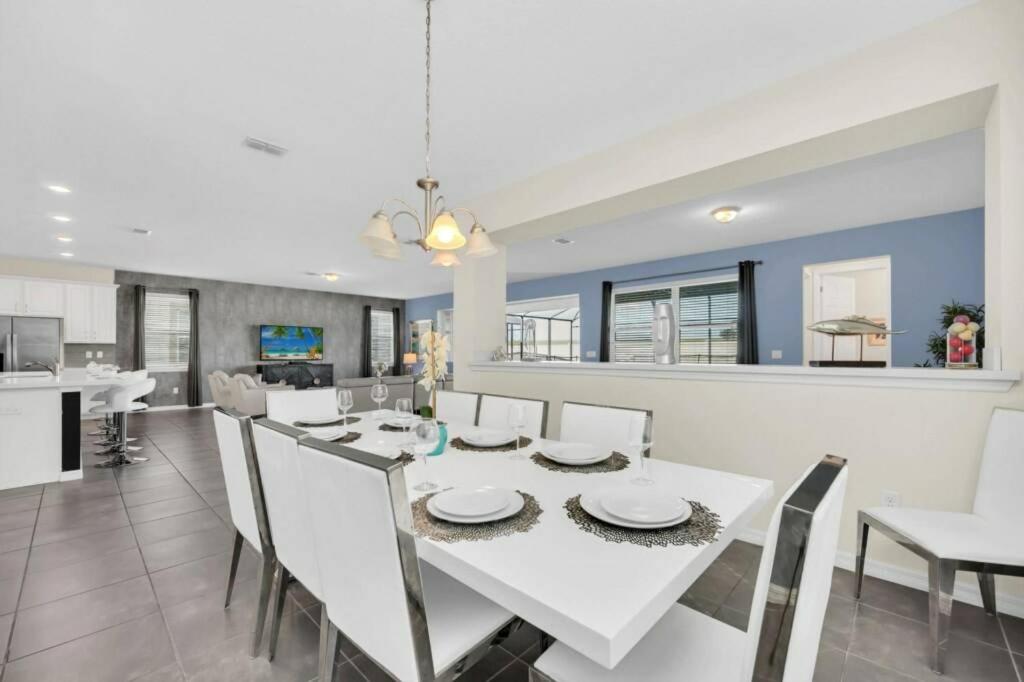 Disney Delight Luxury Homethemed close to Parks