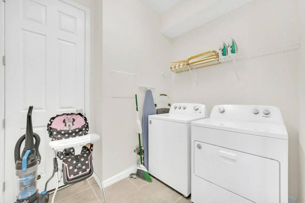 Disney Delight Luxury Homethemed close to Parks