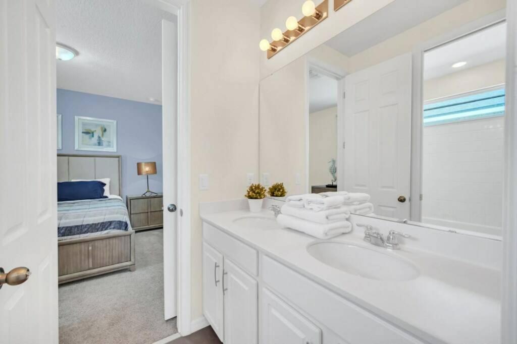 Disney Delight Luxury Homethemed close to Parks
