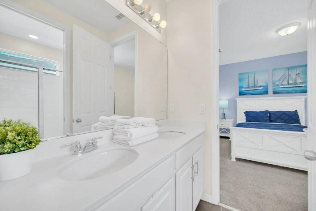 Disney Delight Luxury Homethemed close to Parks