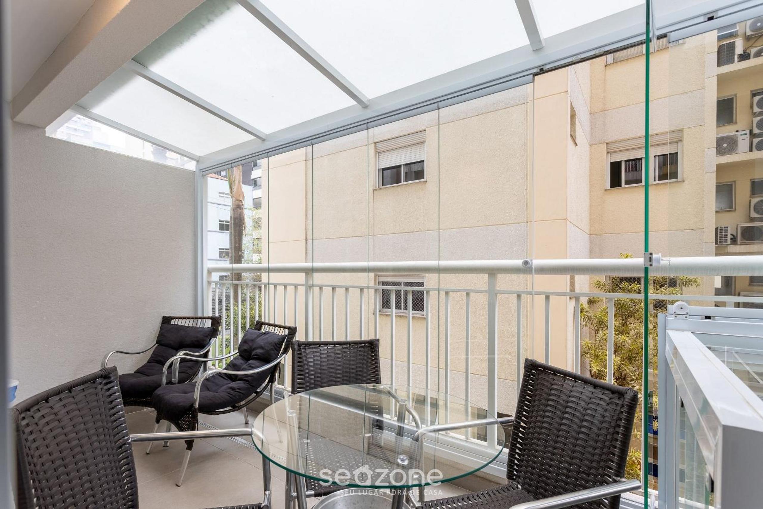 Studio with balcony 500m from the Metro - MOP0103