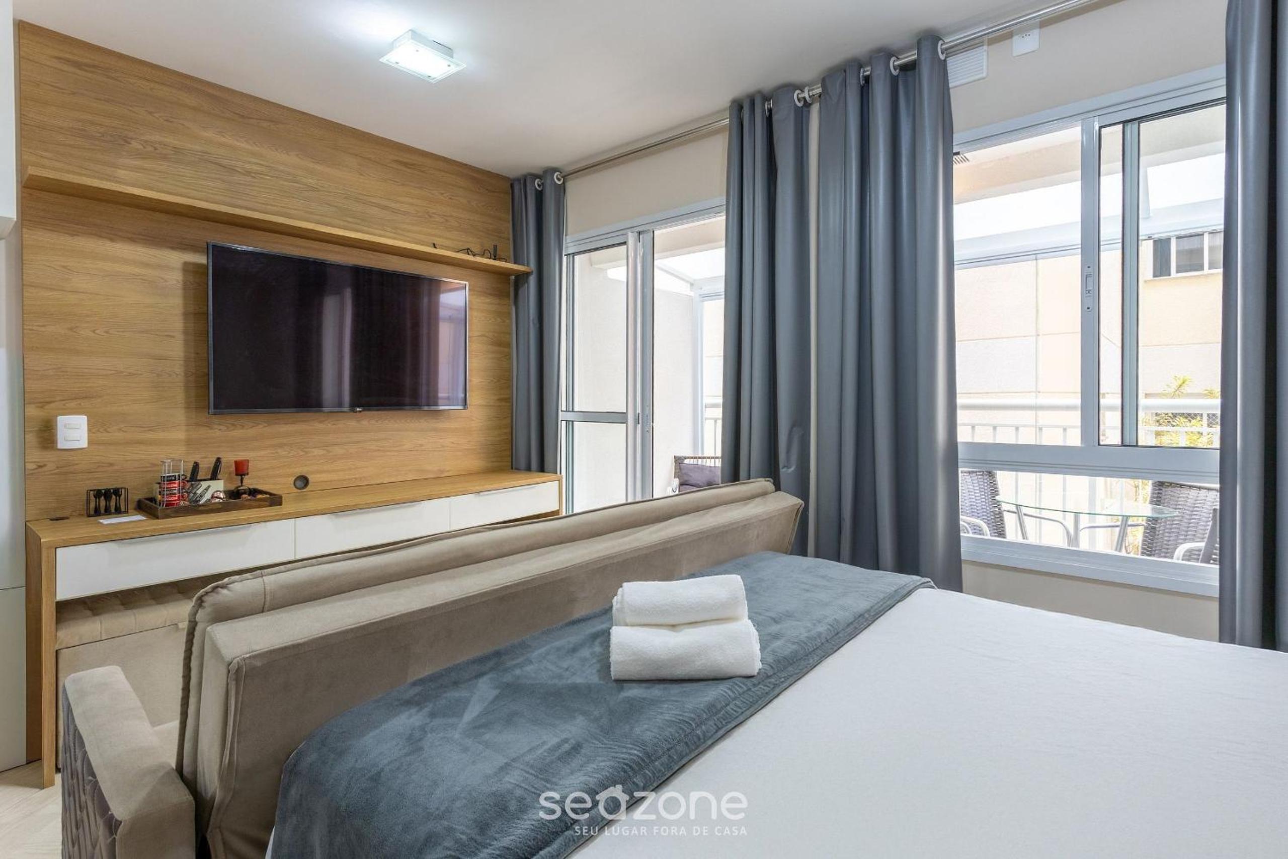 Studio with balcony 500m from the Metro - MOP0103