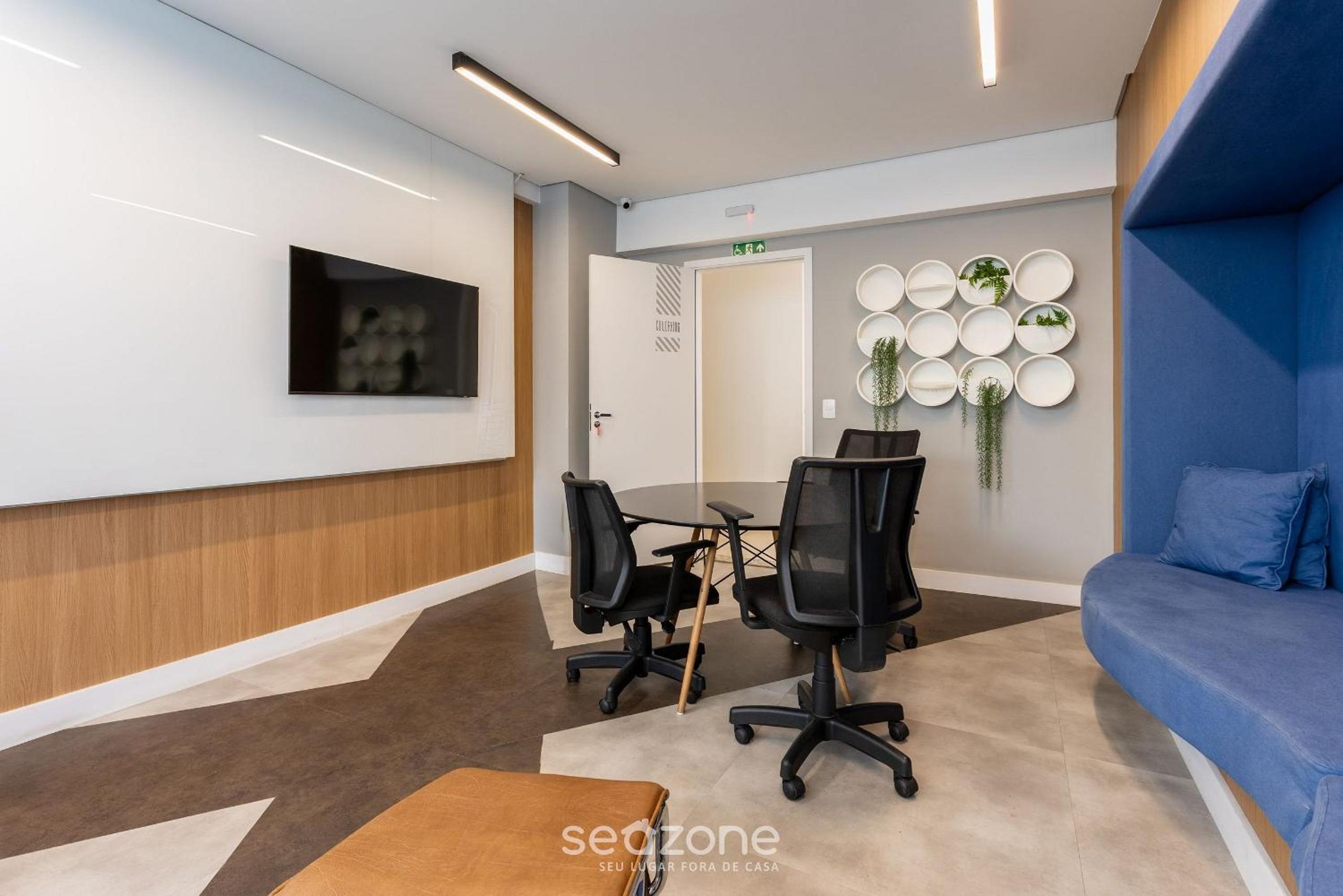 Studio with balcony 500m from the Metro - MOP0103