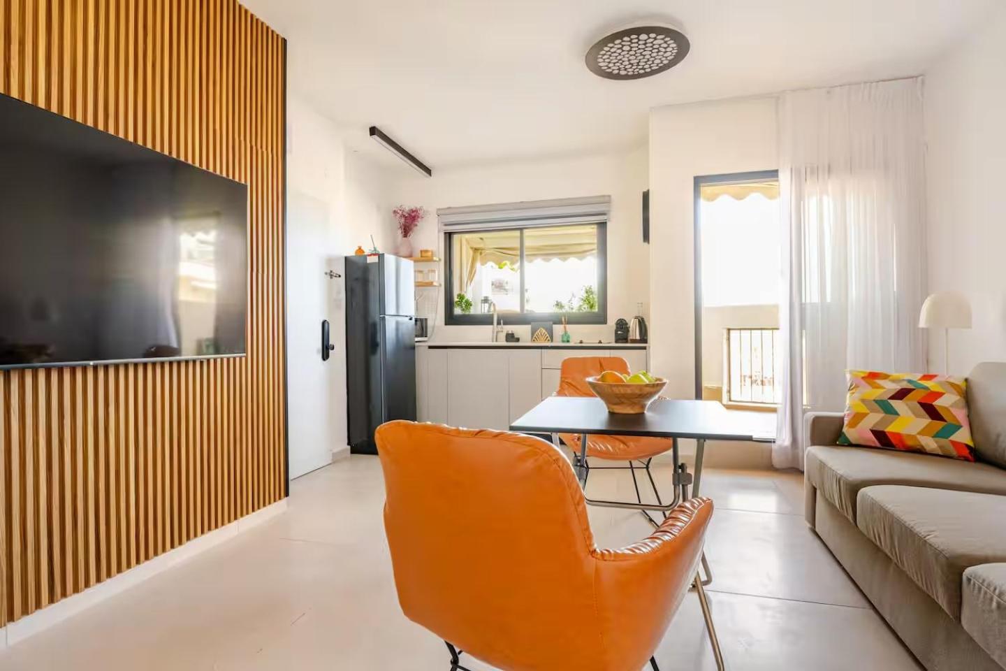 GW930 Gugel Waves Amazing Seaview Apartments