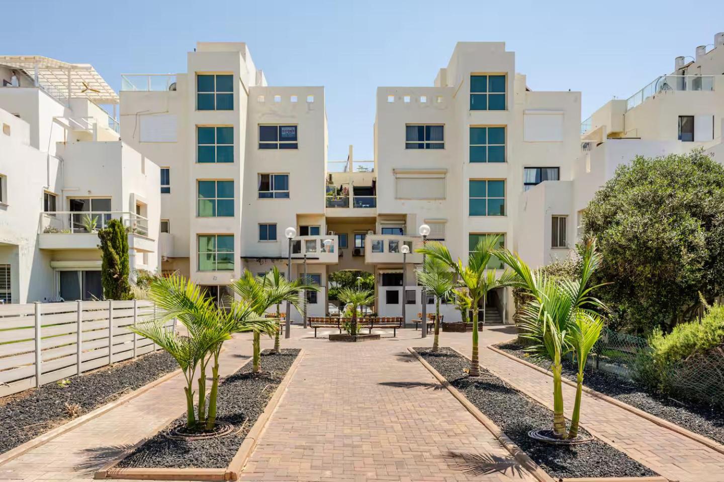 GW930 Gugel Waves Amazing Seaview Apartments