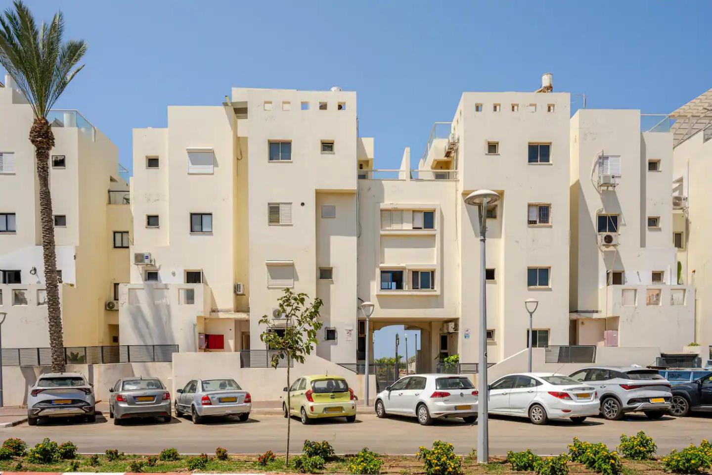 GW930 Gugel Waves Amazing Seaview Apartments