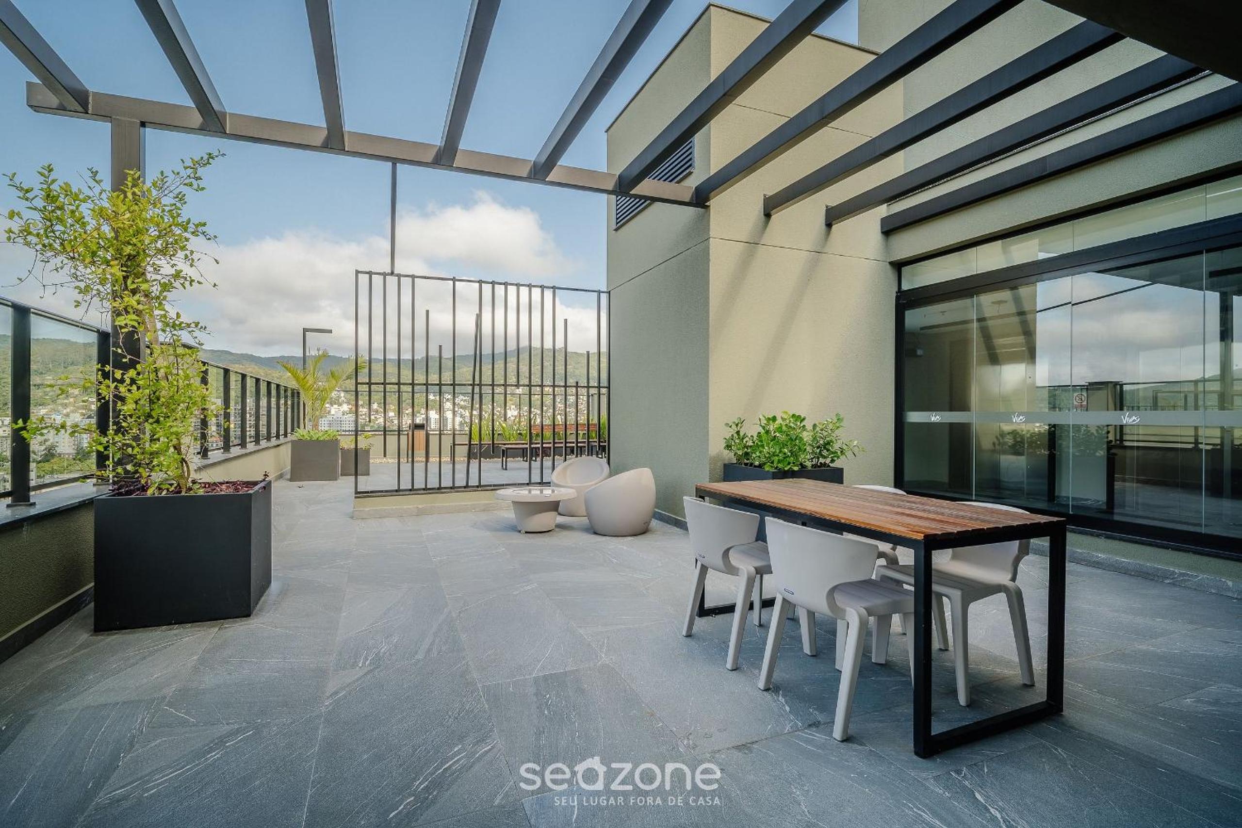 Modern and fully equipped apartments just minutes from Lagoa da Conceição and the beach - VTD