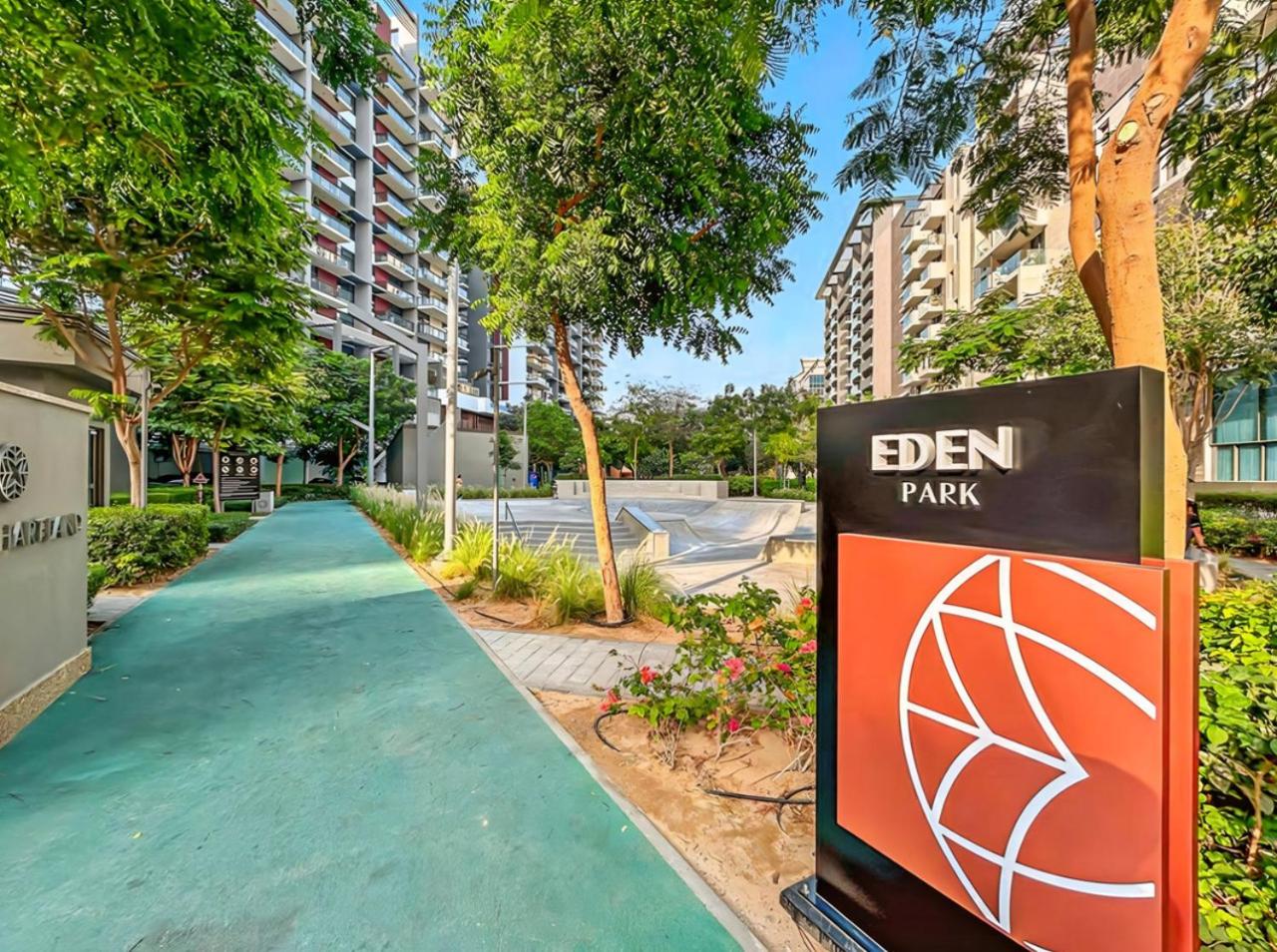 Stylish 1BR with Work Desk, Pool and Gym