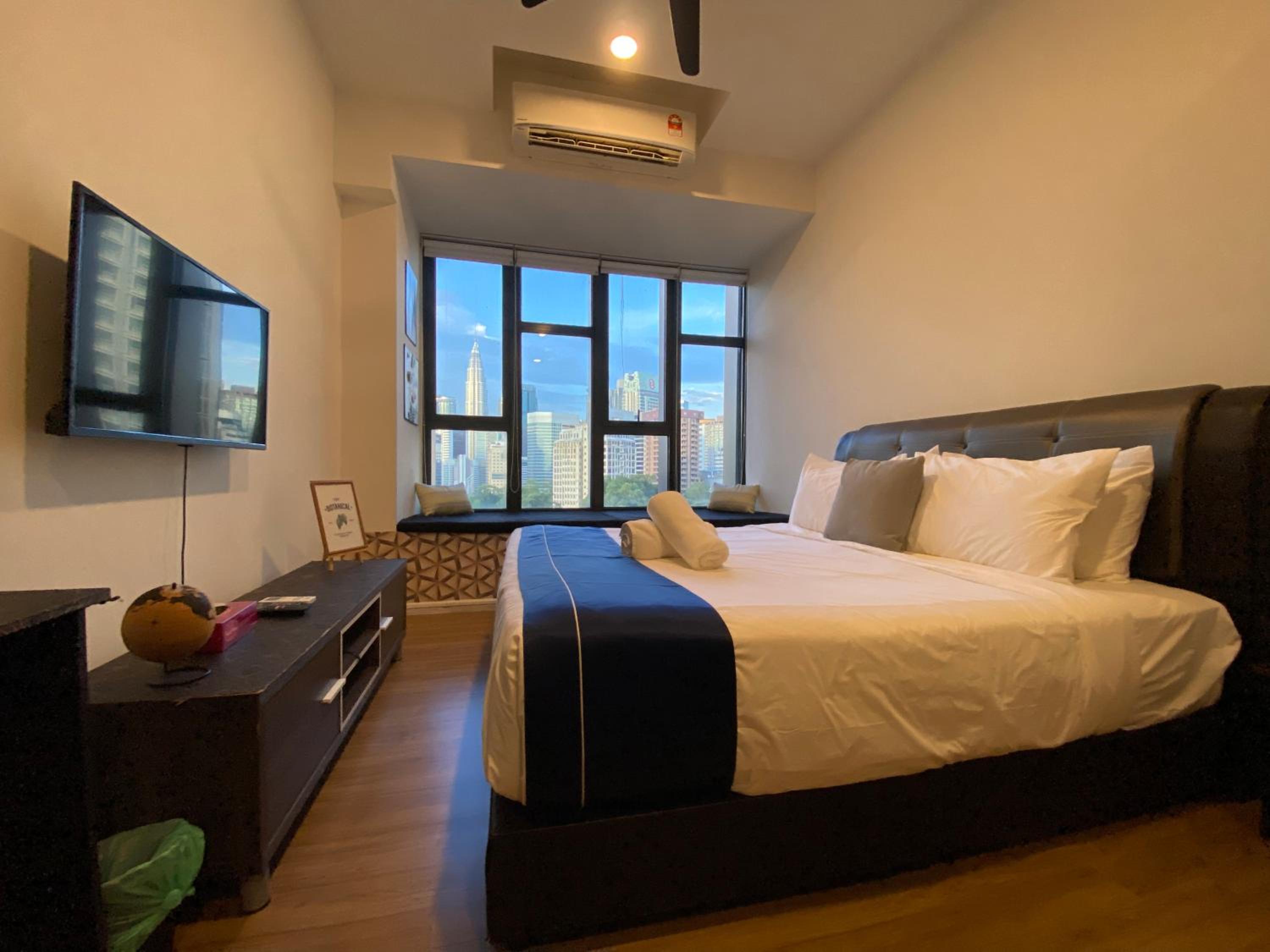 Ceylonz Suites by Stayla